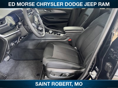 2025 Jeep Grand Cherokee Laredo X