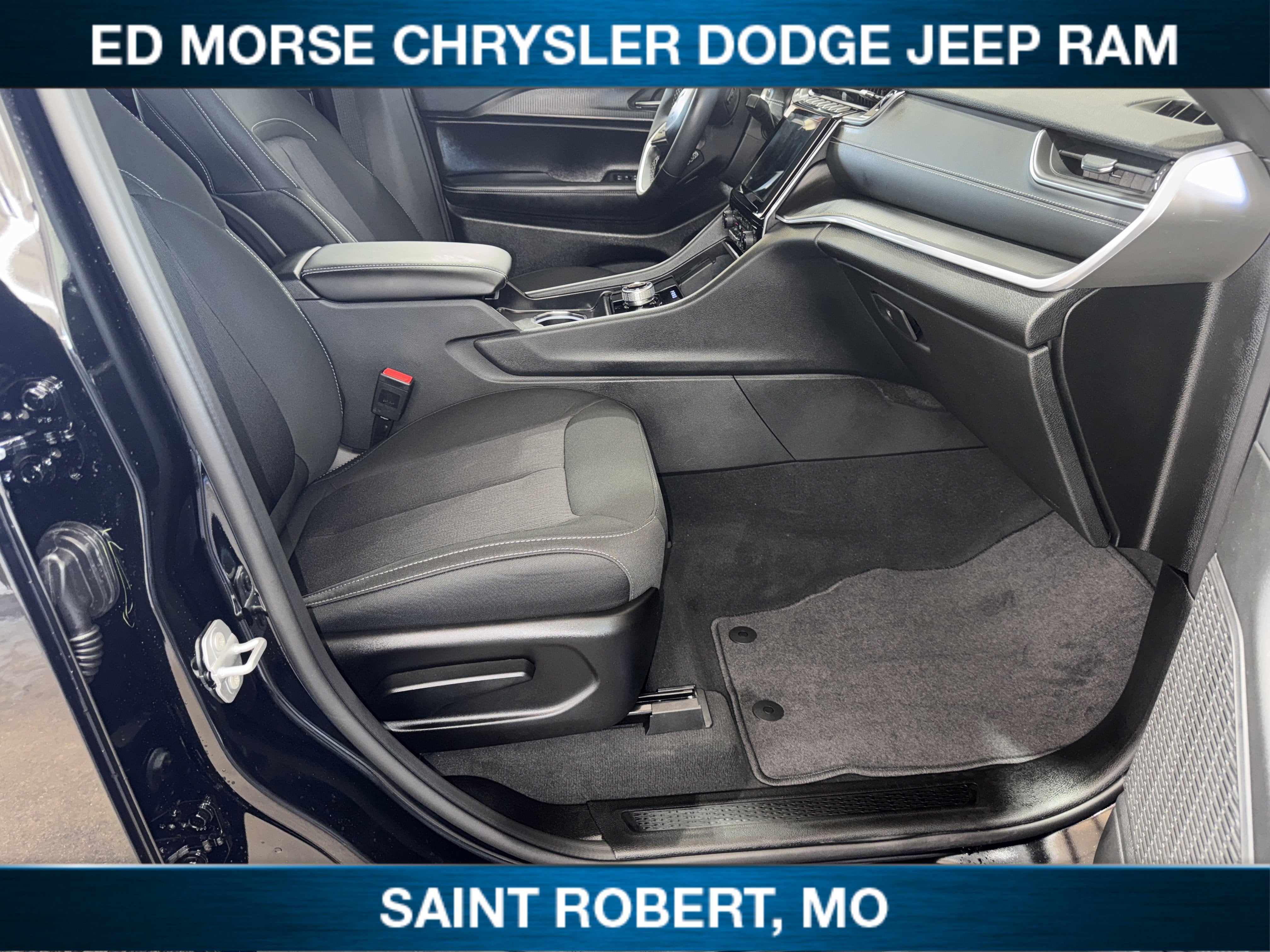 2025 Jeep Grand Cherokee Laredo X