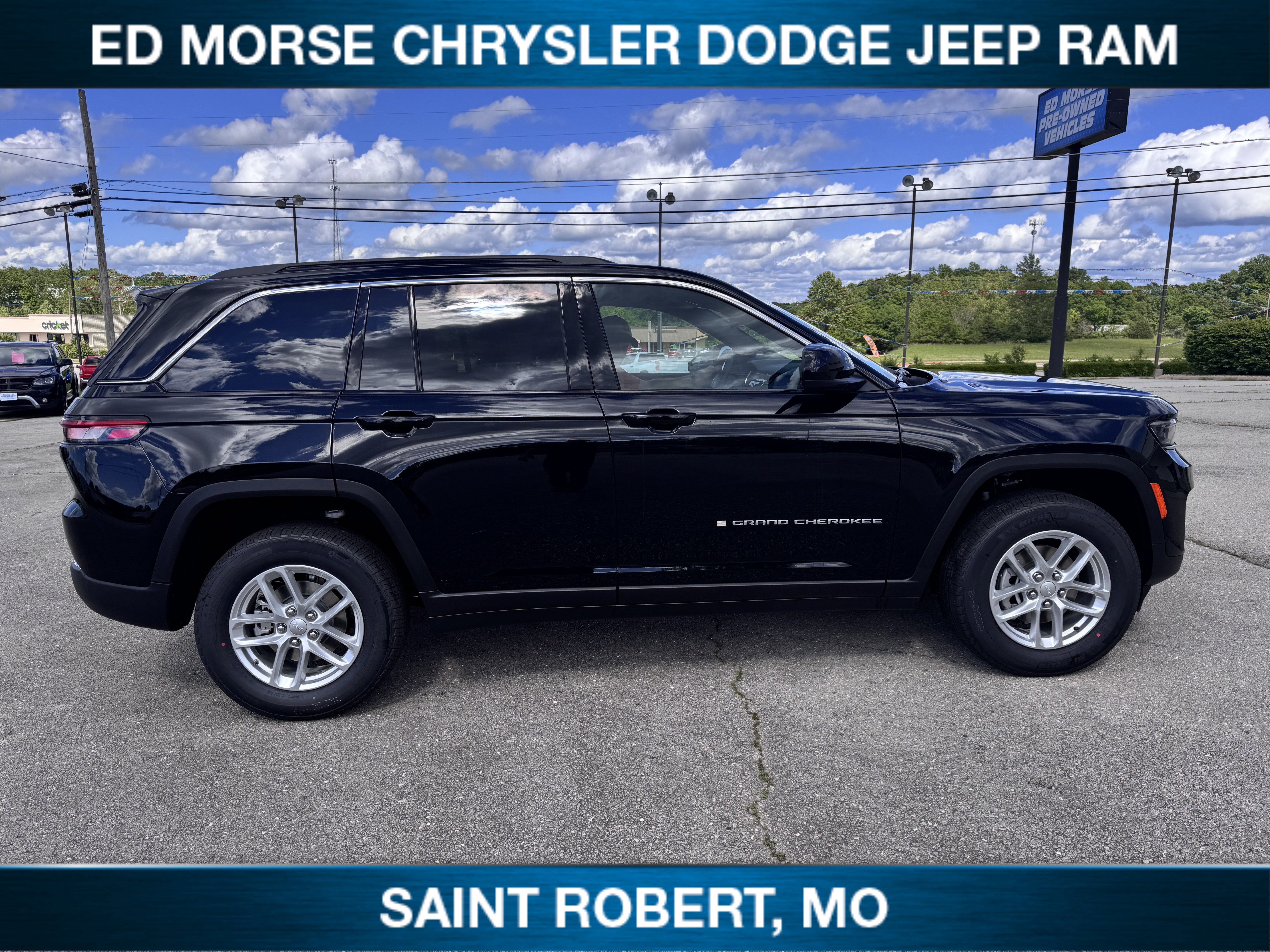 2025 Jeep Grand Cherokee Laredo X