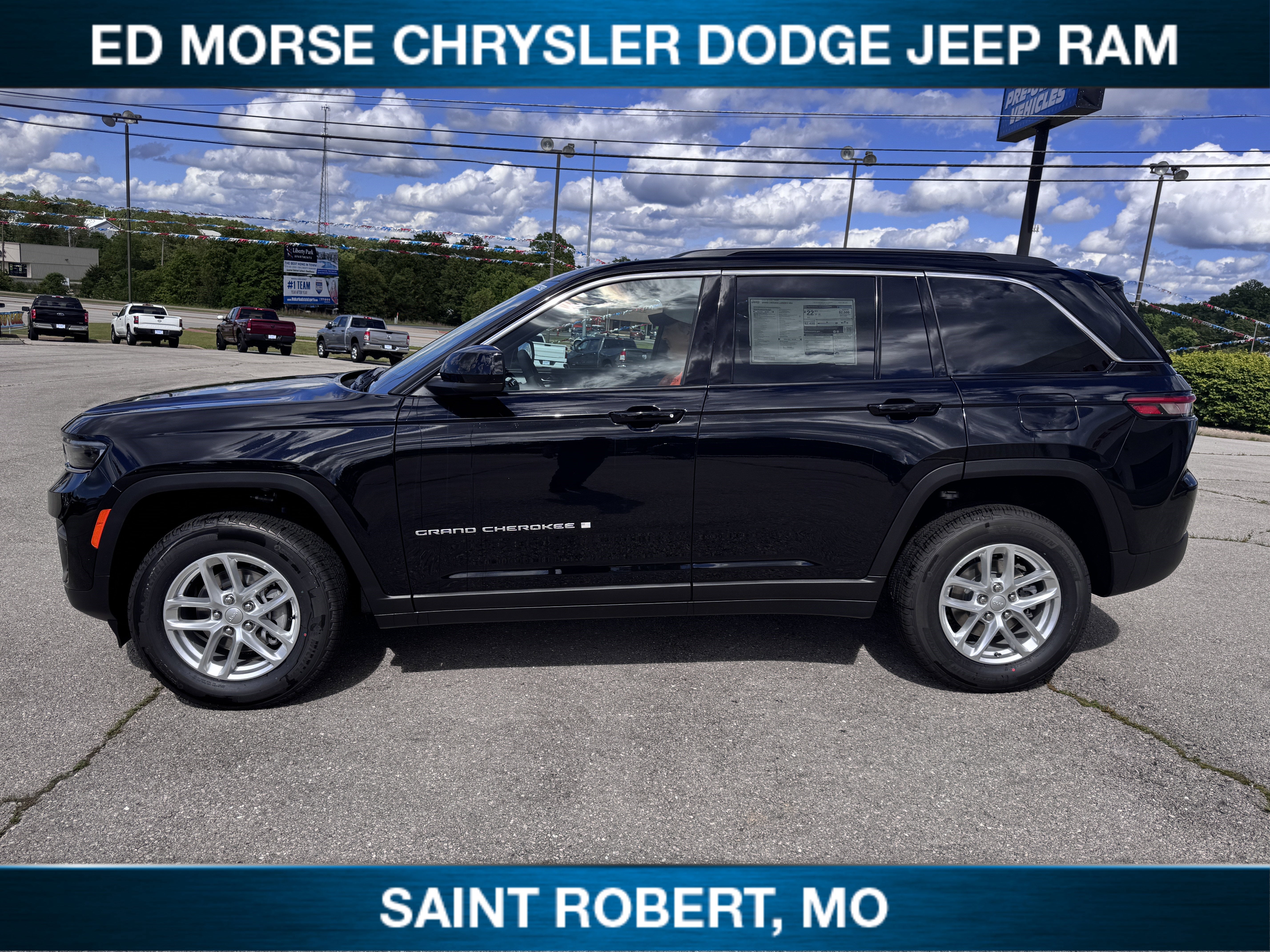 2025 Jeep Grand Cherokee Laredo X