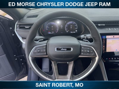 2026 Jeep Grand Cherokee Laredo Altitude