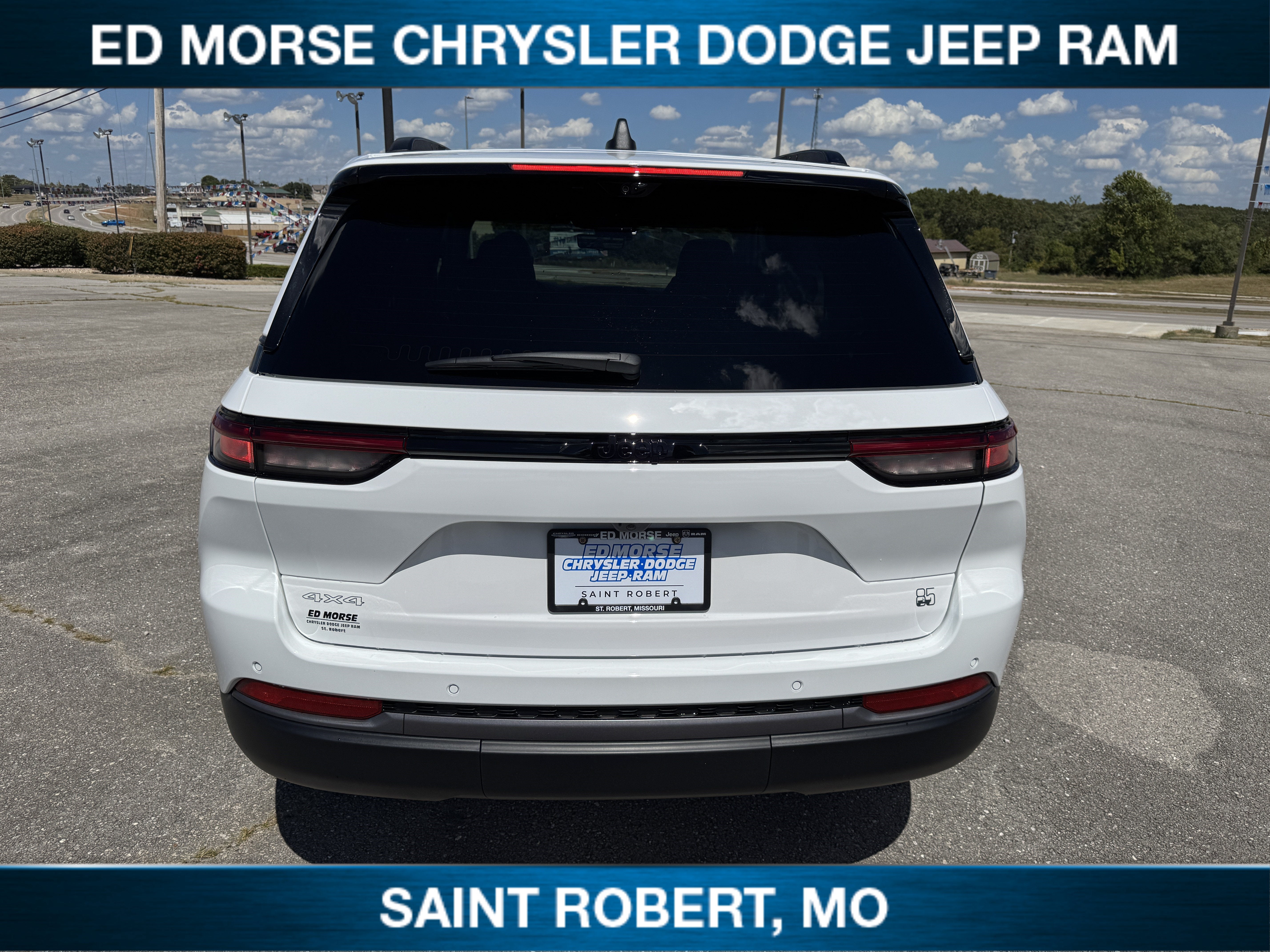 2026 Jeep Grand Cherokee 85th Anniversary Edition