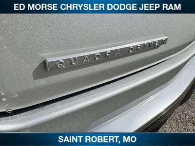 2023 Jeep Wagoneer Base