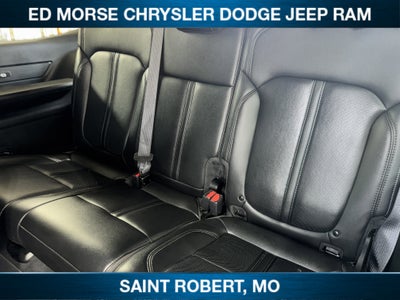 2023 Jeep Wagoneer Base