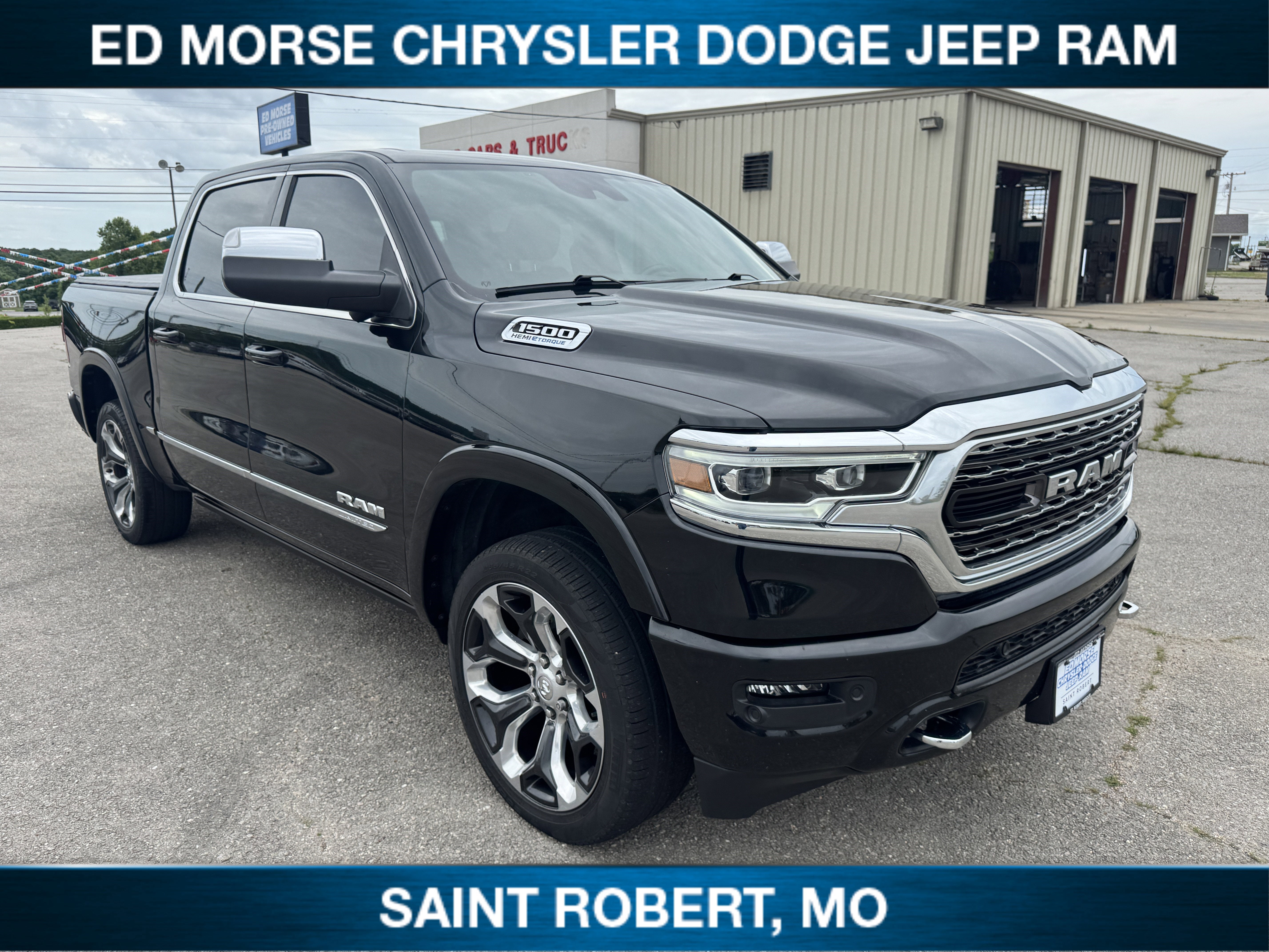 2023 RAM 1500 Limited 4x4 Crew Cab 5'7's photo