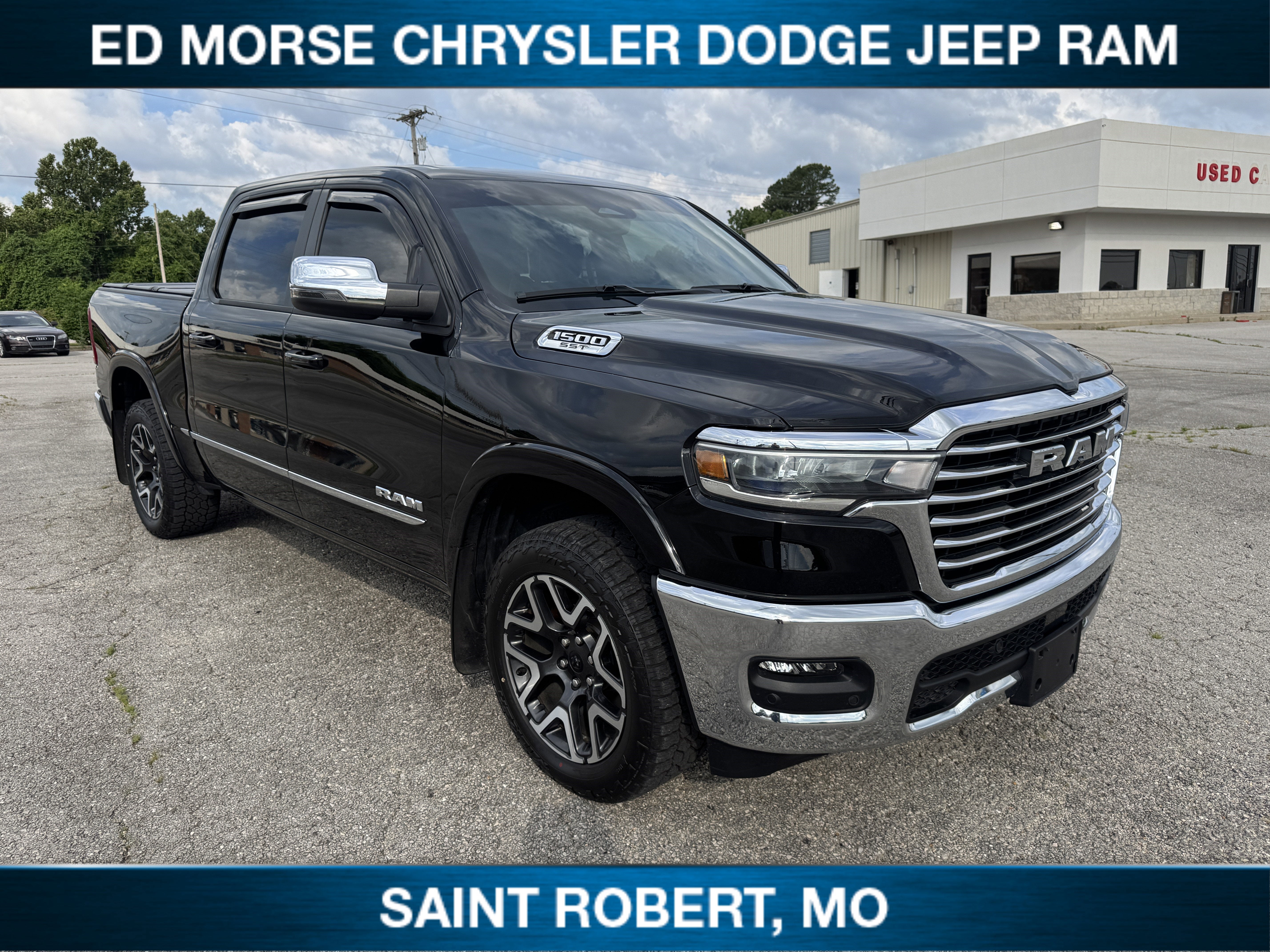 2025 RAM 1500 Laramie 4x4 Crew Cab 5'7's photo