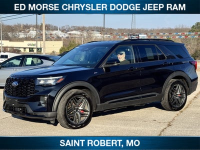 2025 Ford Explorer ST-Line