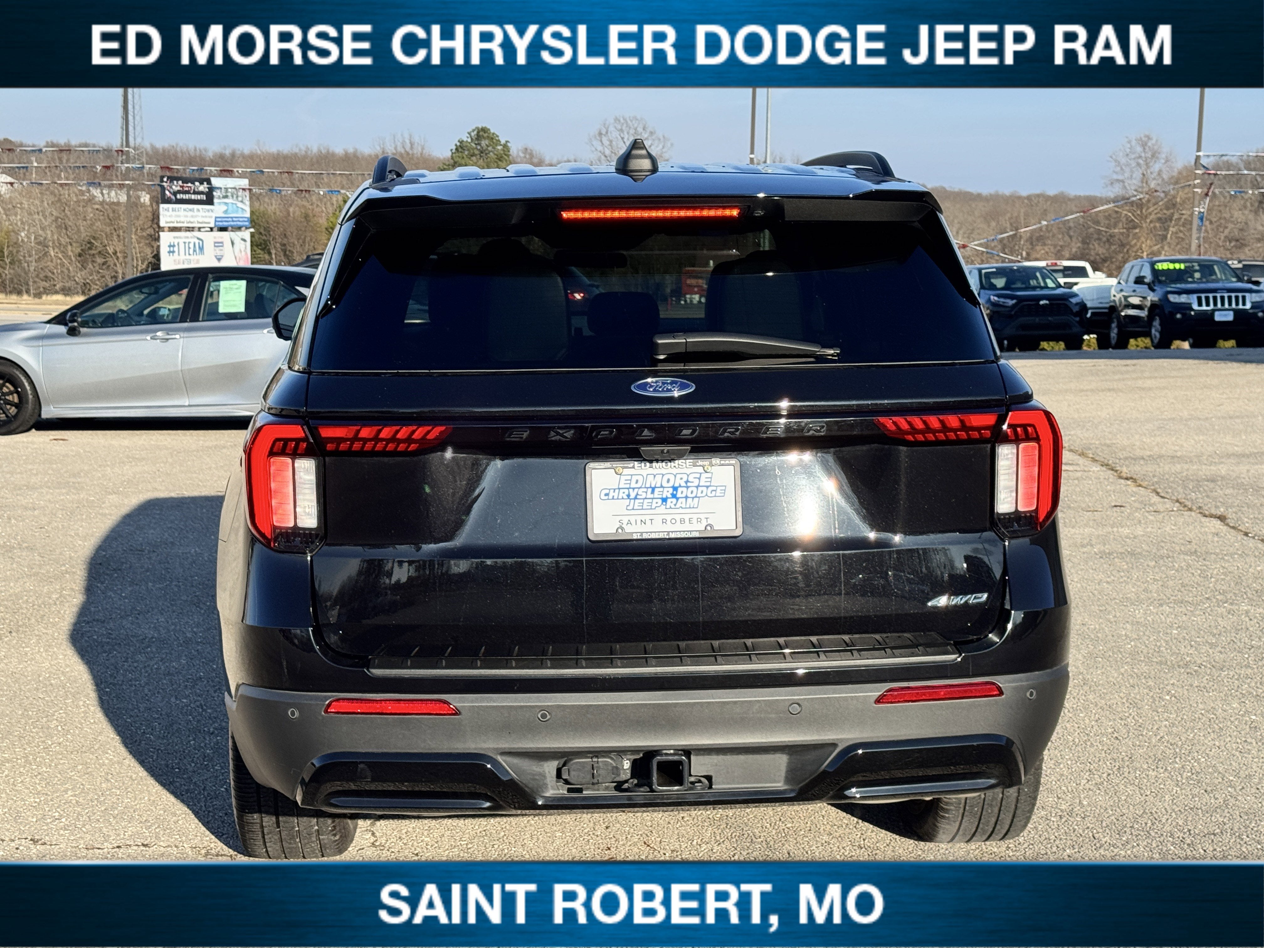 2025 Ford Explorer ST-Line