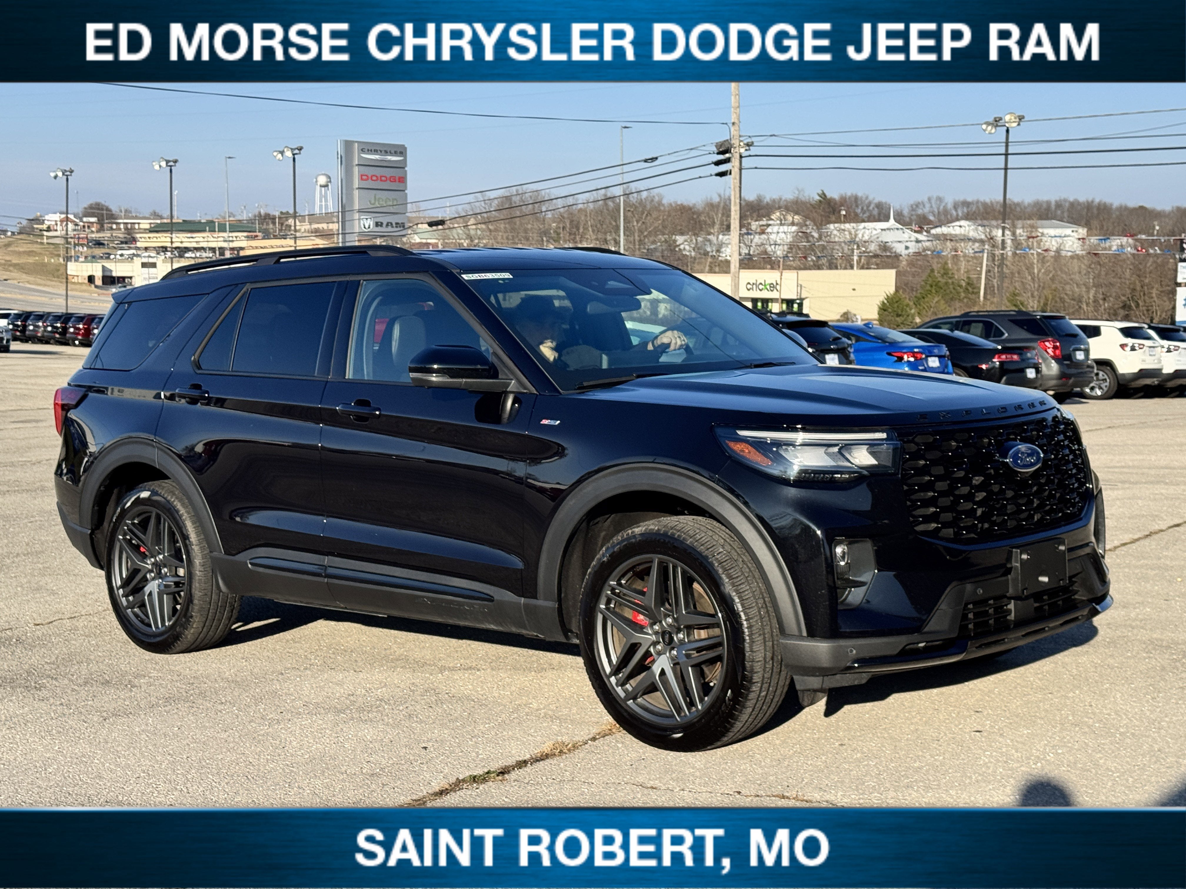 2025 Ford Explorer ST-Line