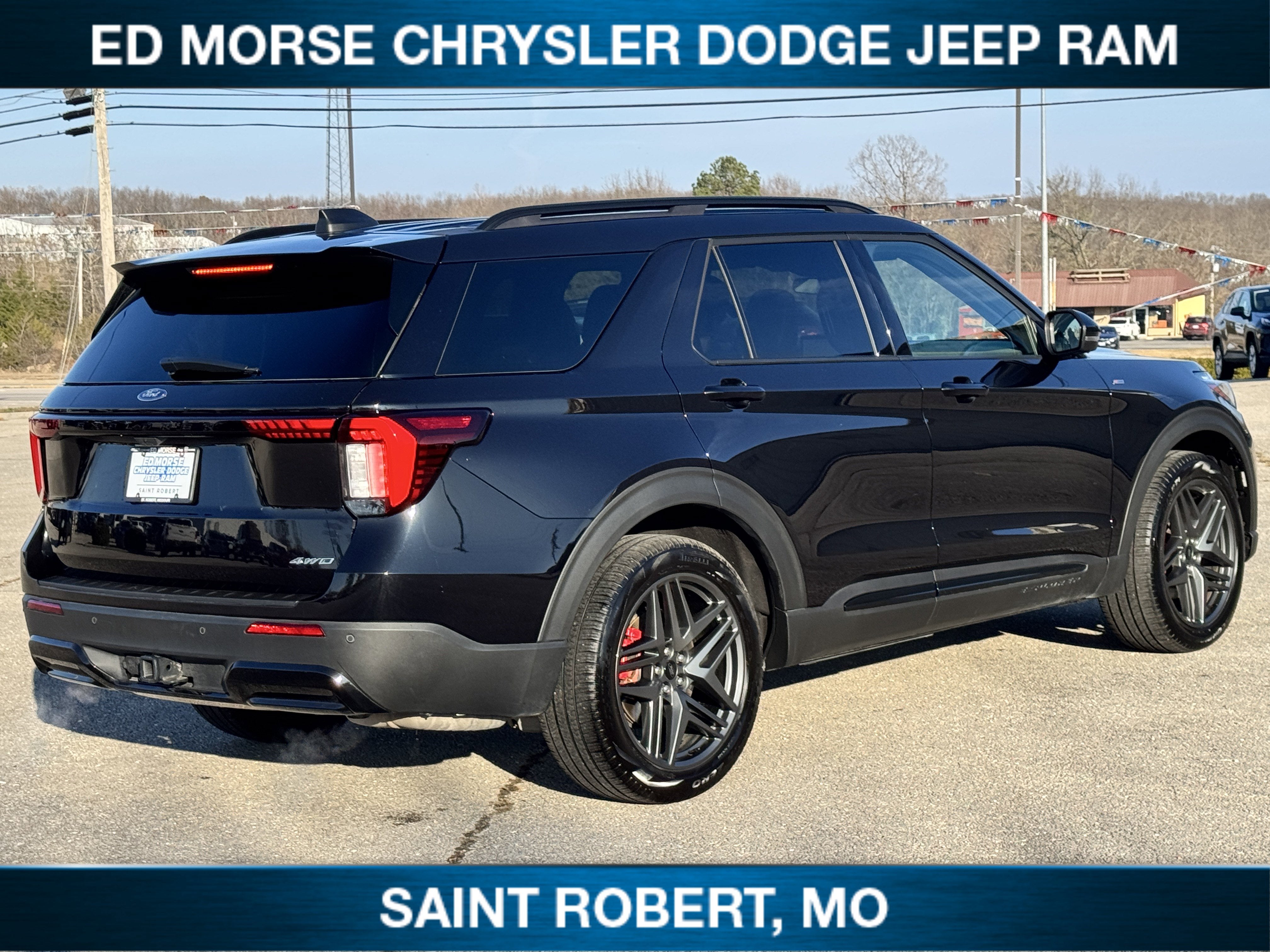 2025 Ford Explorer ST-Line