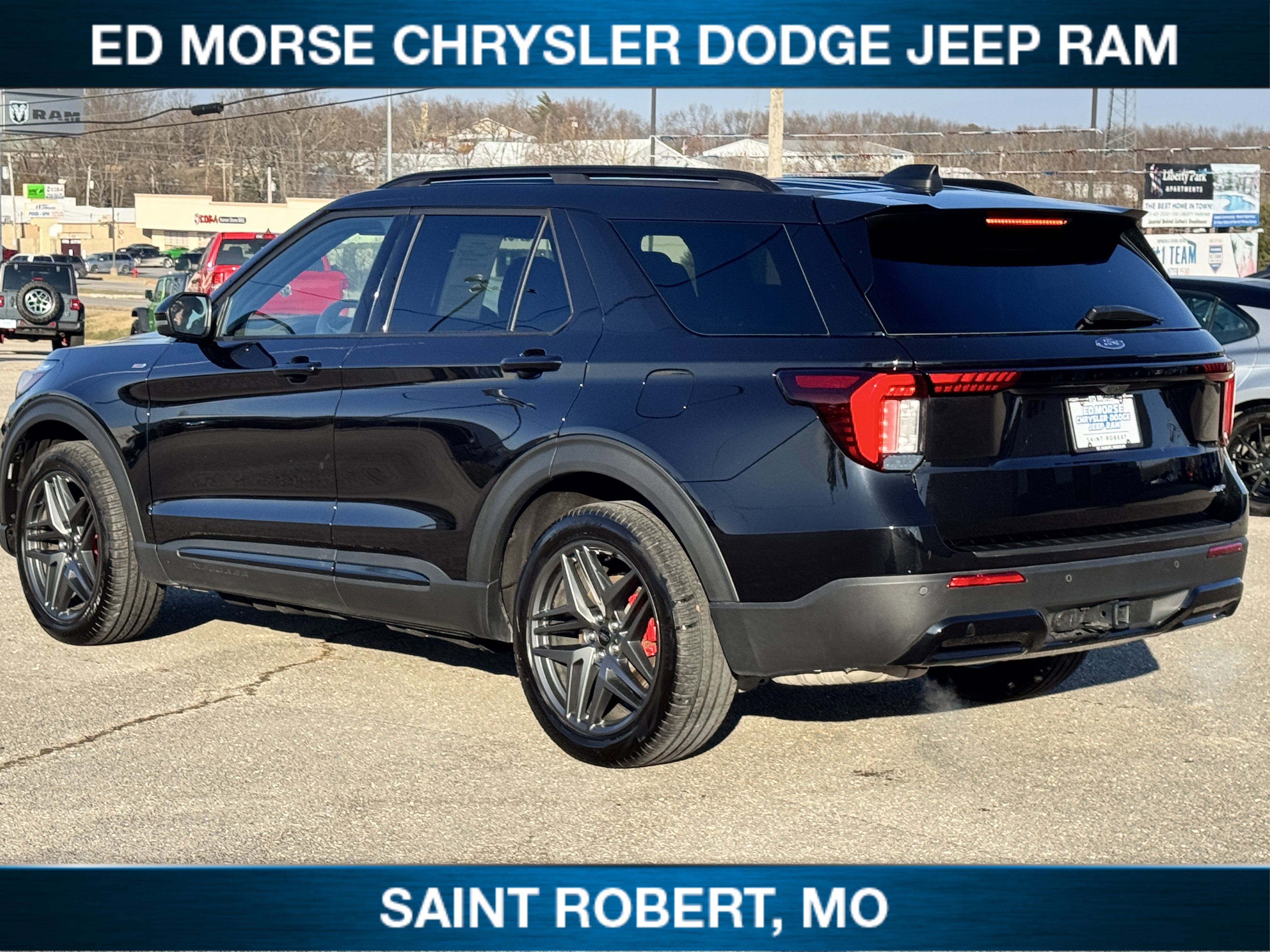 2025 Ford Explorer ST-Line