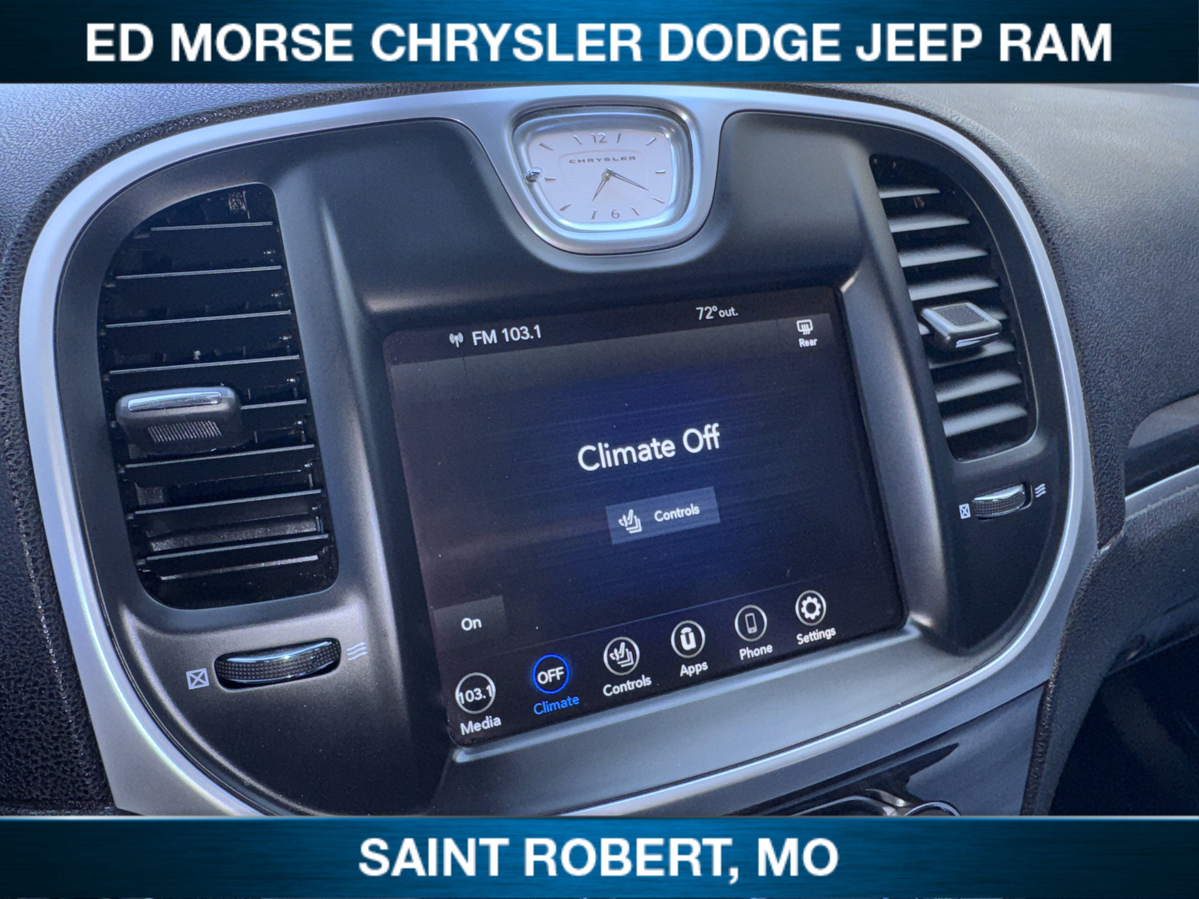 2020 Chrysler 300 Touring L