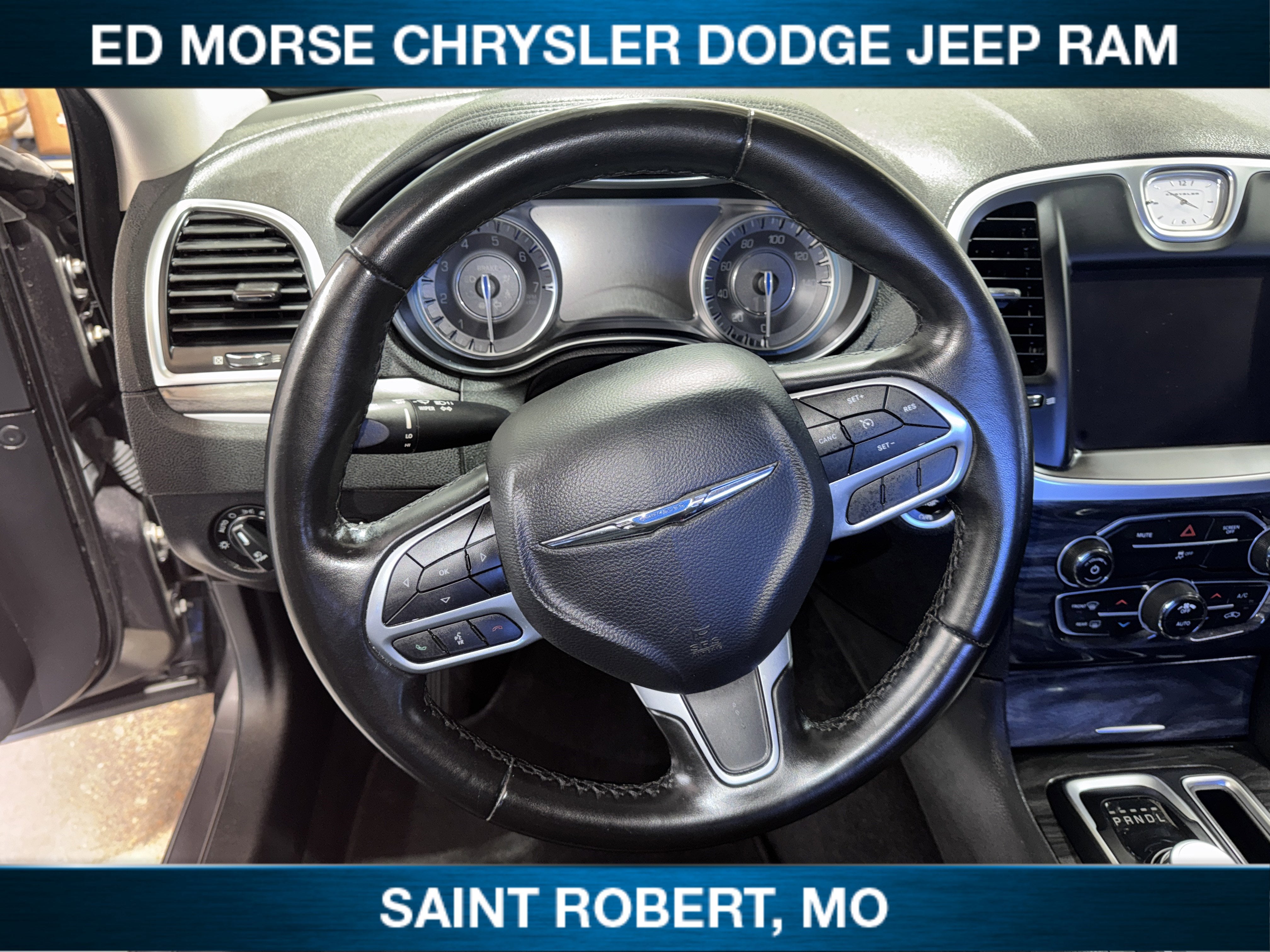 2020 Chrysler 300 Touring L