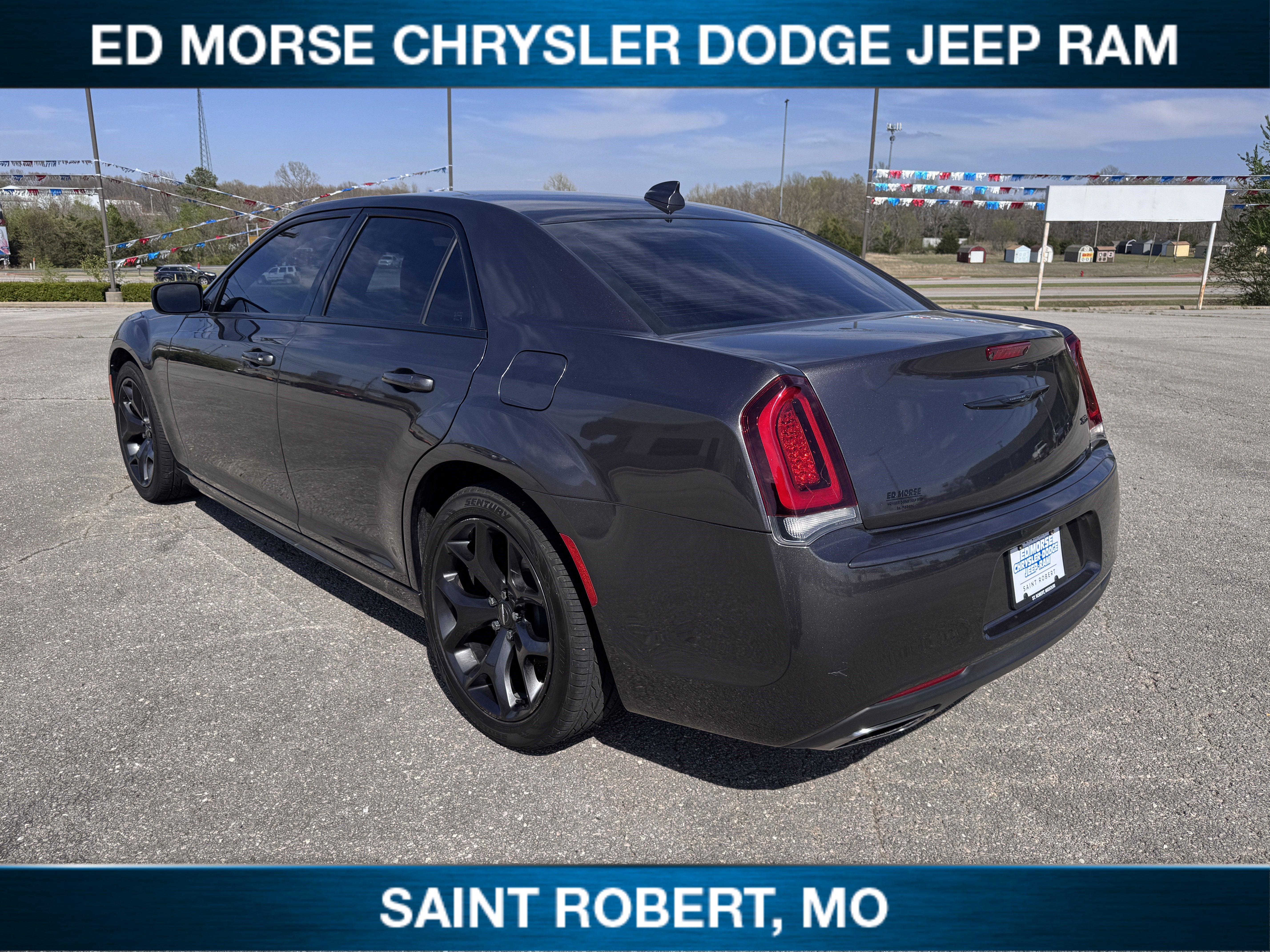 2020 Chrysler 300 Touring L