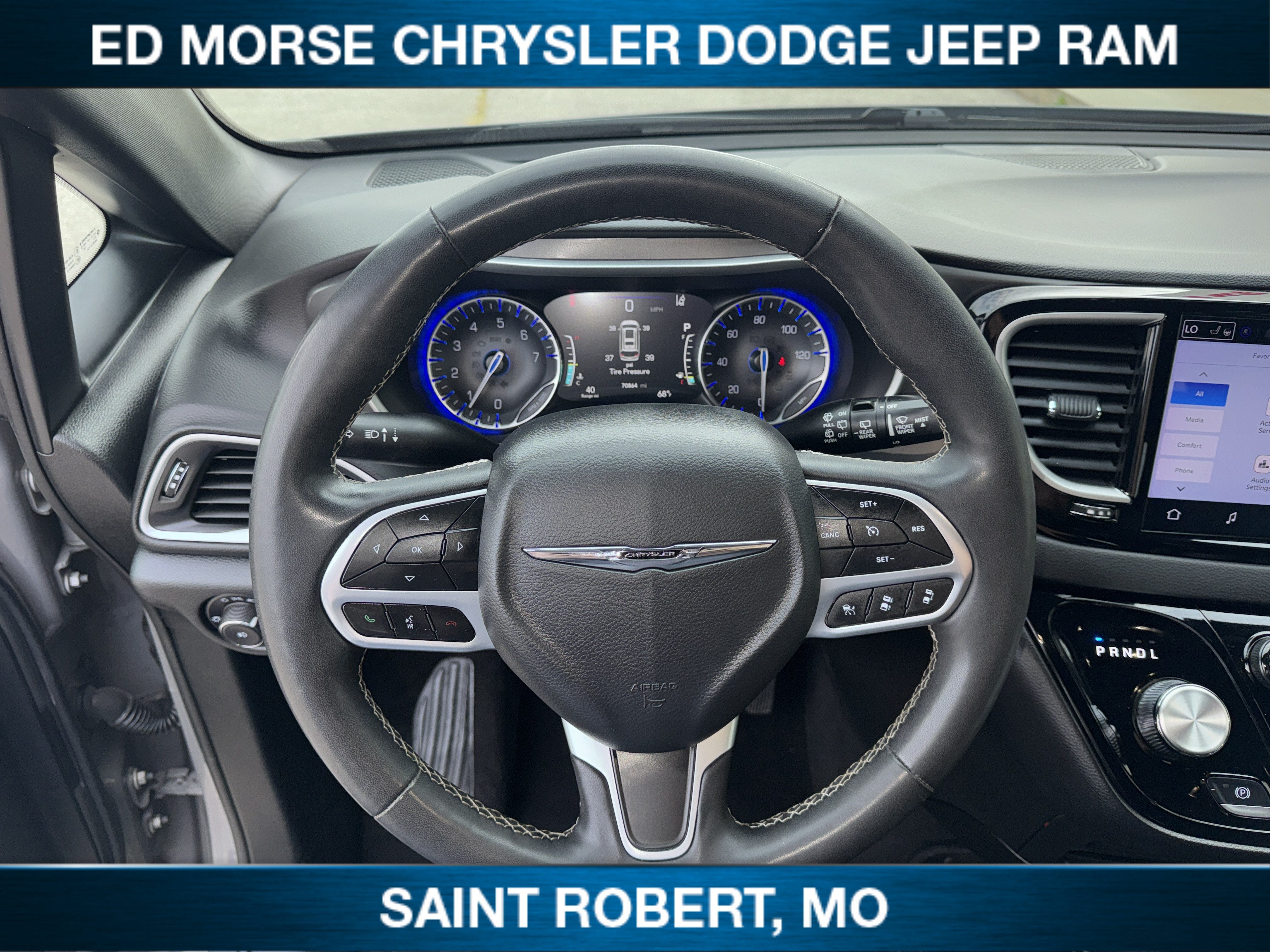 2025 Chrysler Pacifica Select