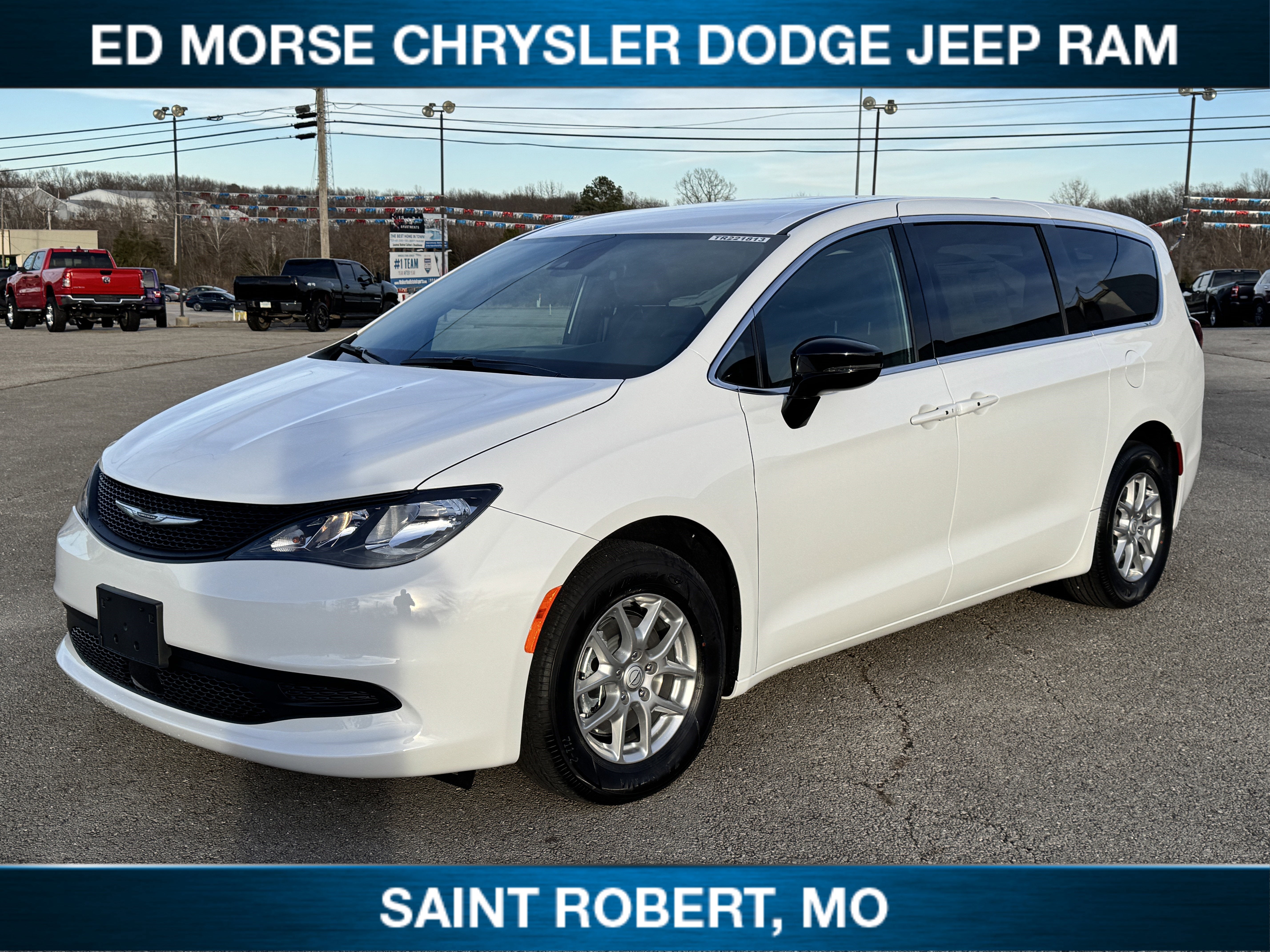 2026 Chrysler Voyager LX