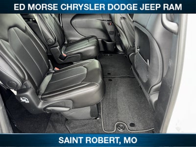 2026 Chrysler Voyager LX