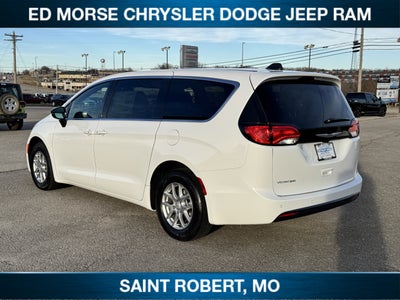 2026 Chrysler Voyager LX