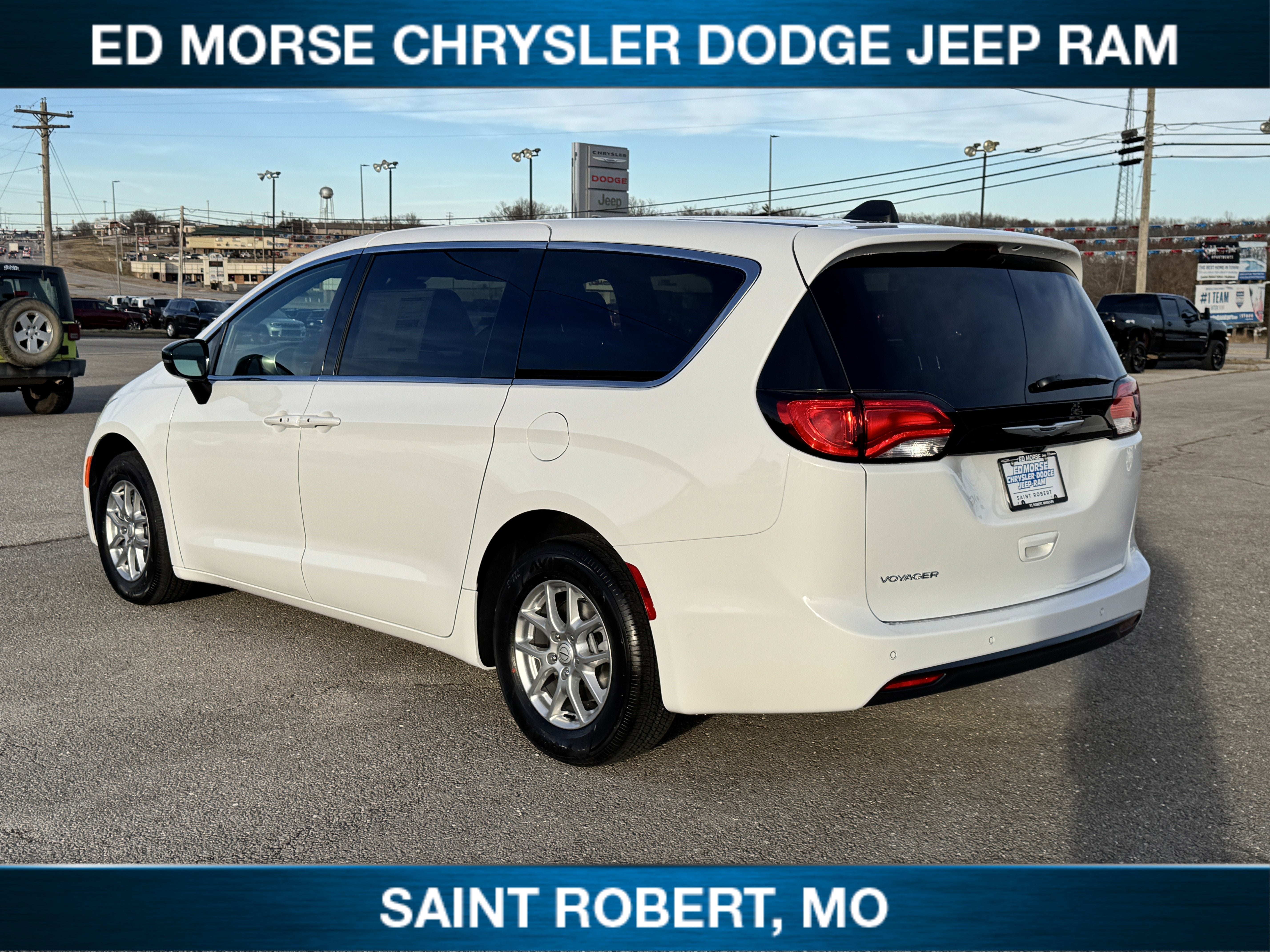 2026 Chrysler Voyager LX