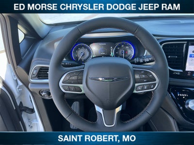 2026 Chrysler Pacifica Pinnacle