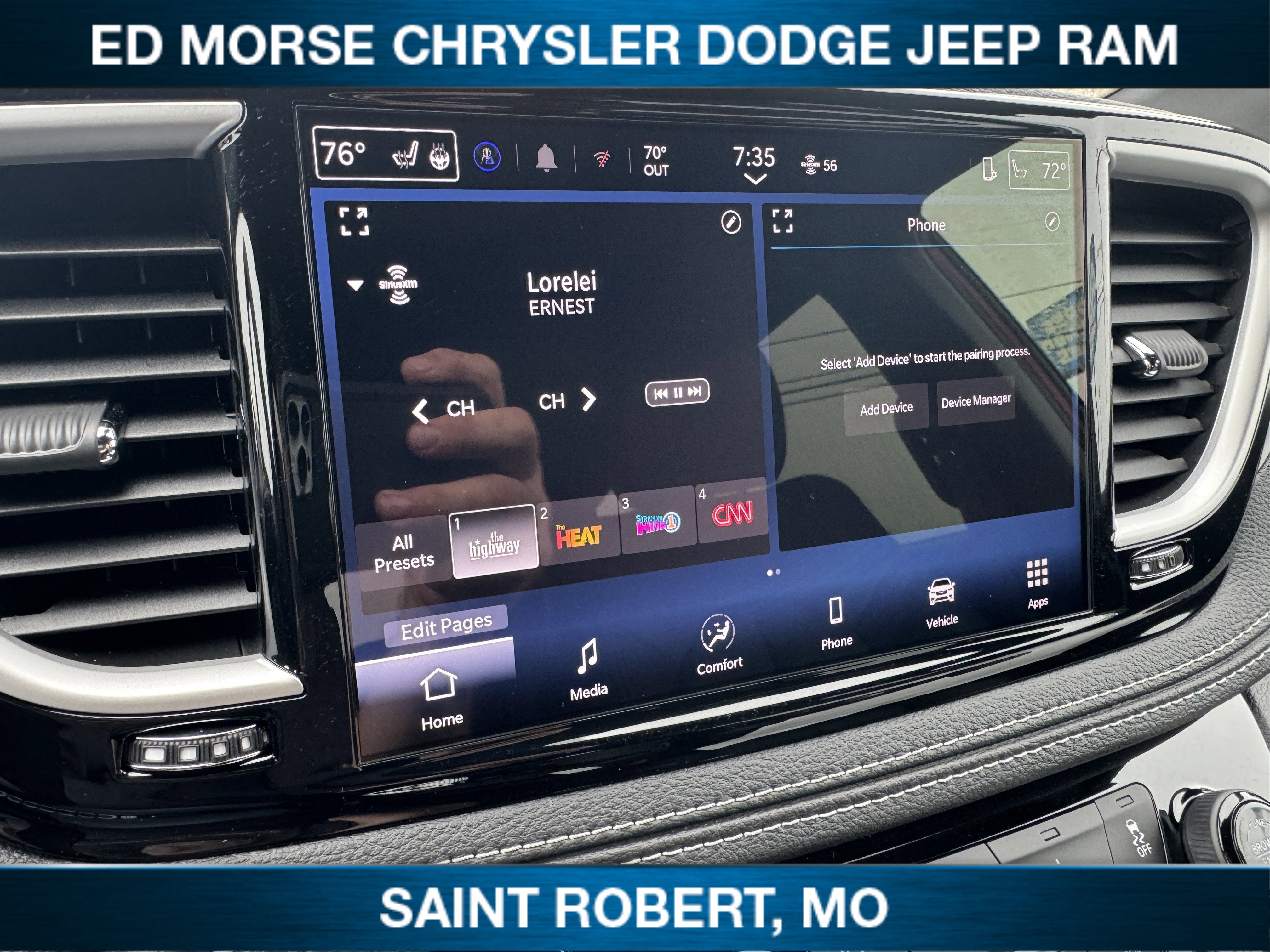 2027 Chrysler Pacifica Select
