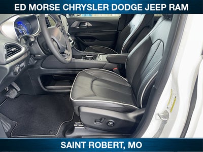 2027 Chrysler Pacifica Limited