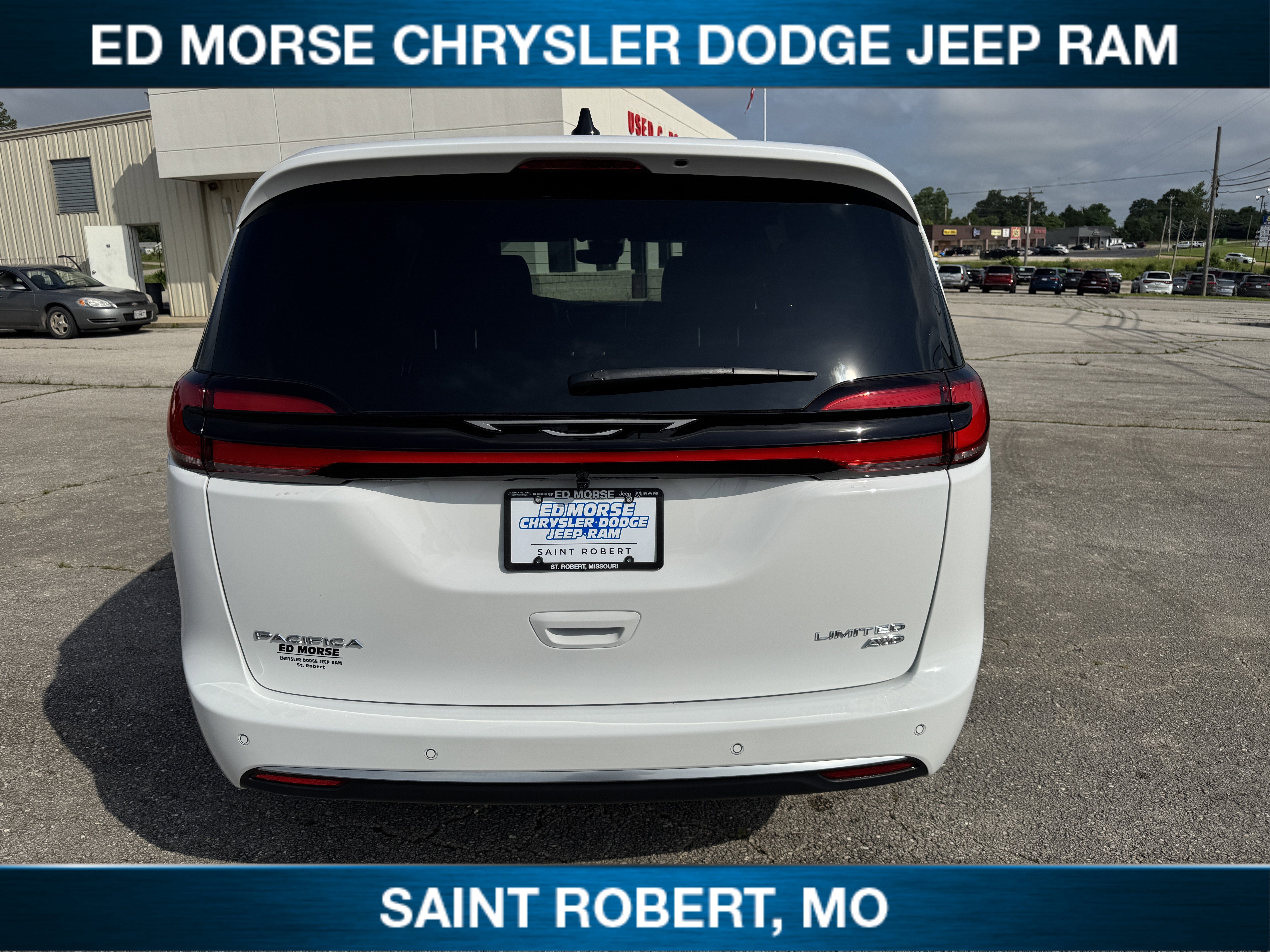 2027 Chrysler Pacifica Limited