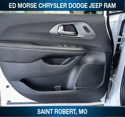 2027 Chrysler Pacifica Limited