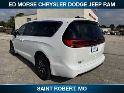 2027 Chrysler Pacifica Limited