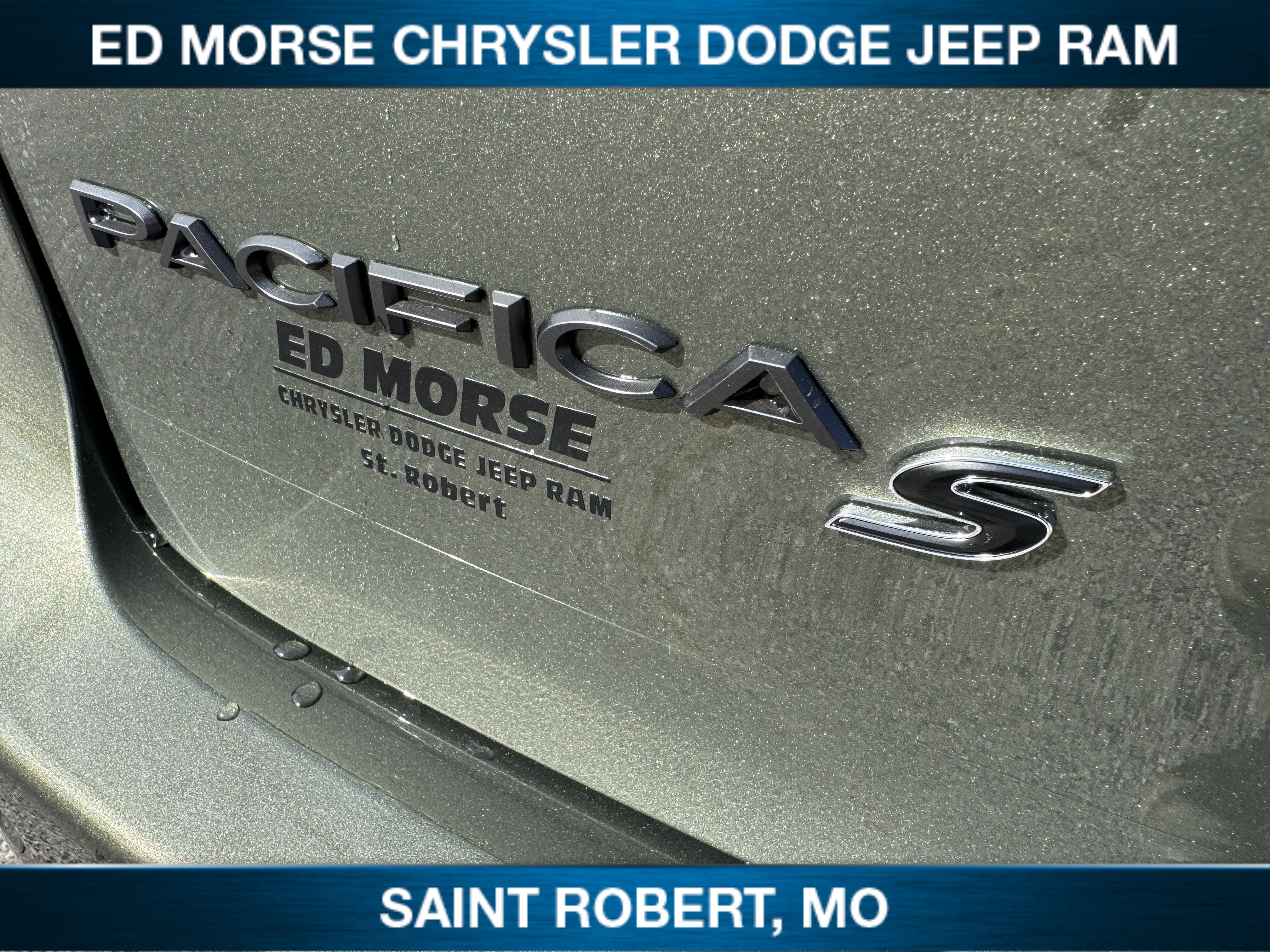 2027 Chrysler Pacifica Limited