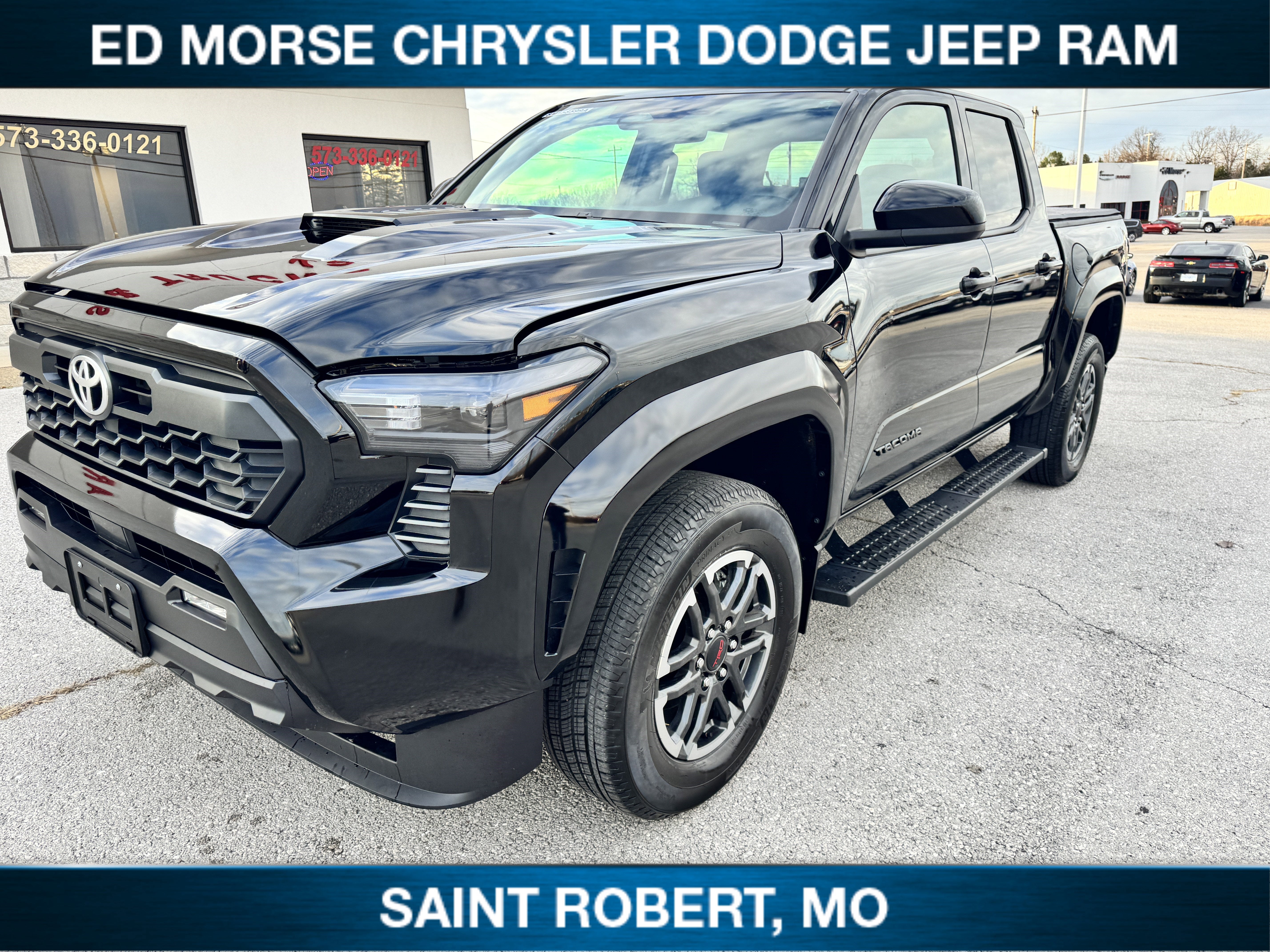 2025 Toyota Tacoma 4WD SR5