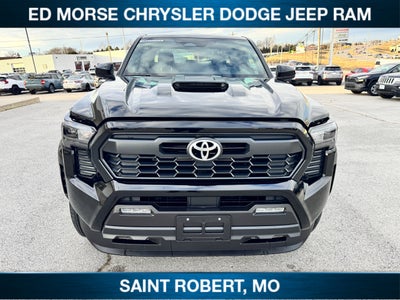 2025 Toyota Tacoma 4WD SR5