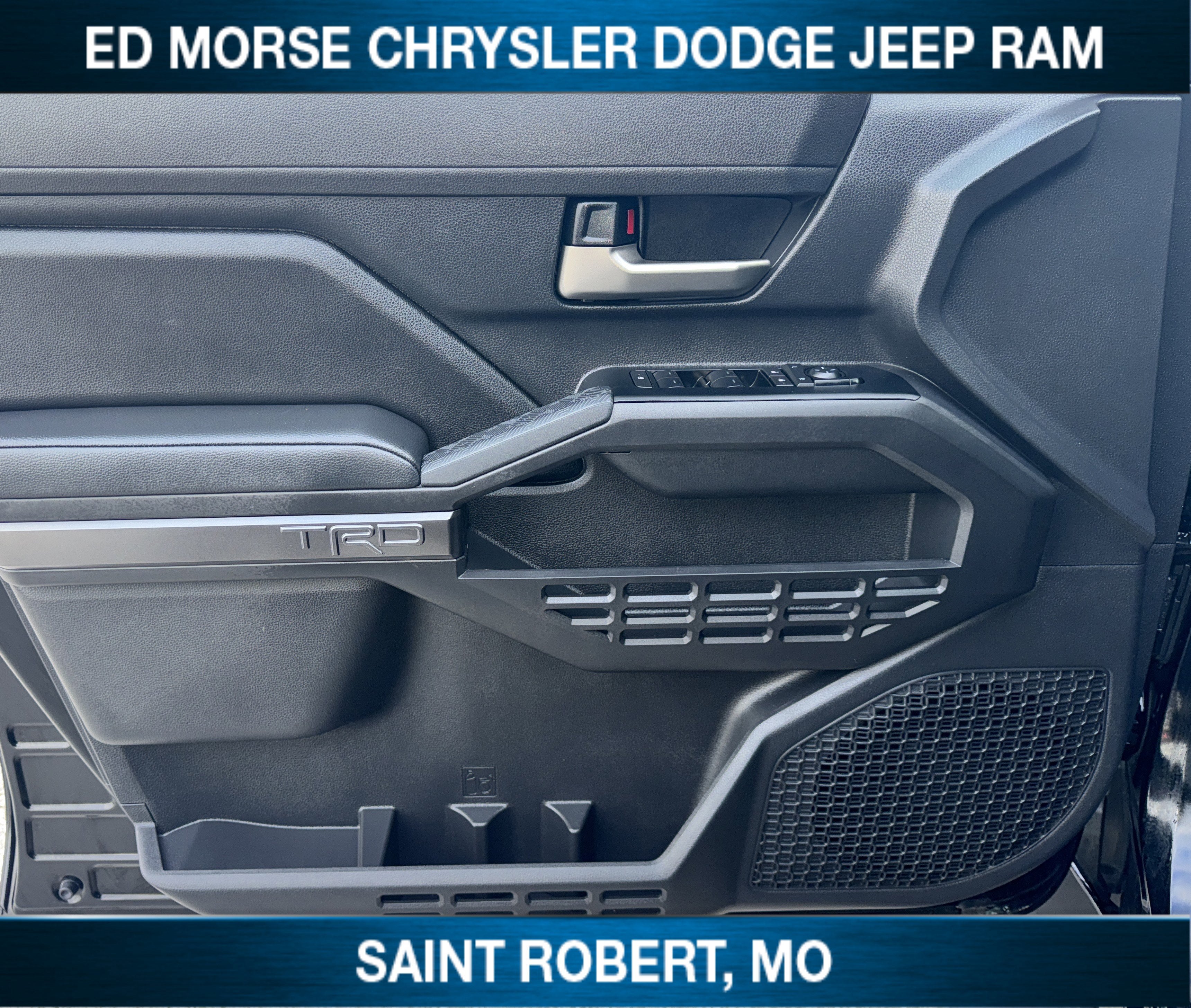 2025 Toyota Tacoma 4WD SR5