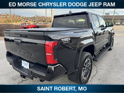 2025 Toyota Tacoma 4WD SR5