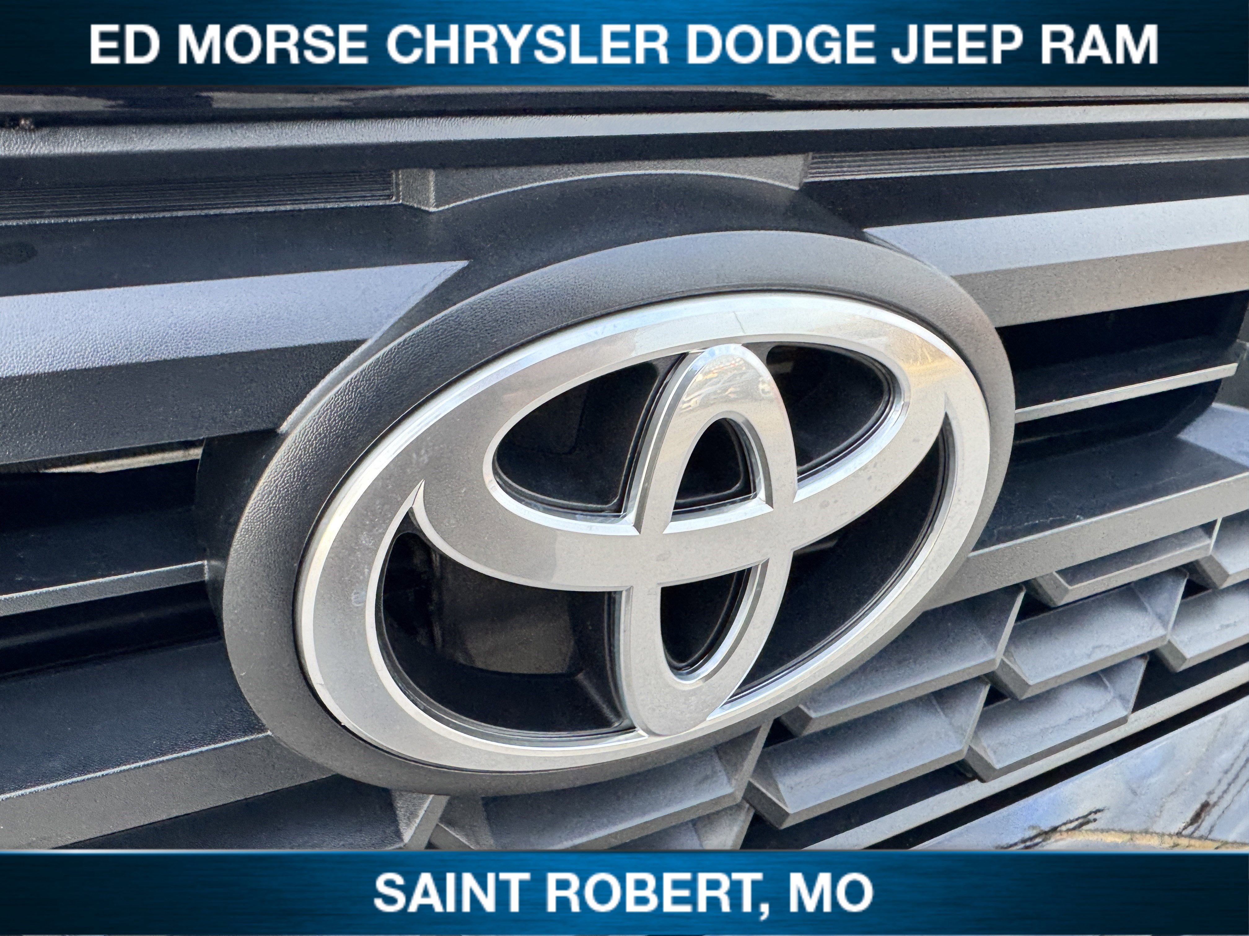 2025 Toyota Tacoma 4WD SR5