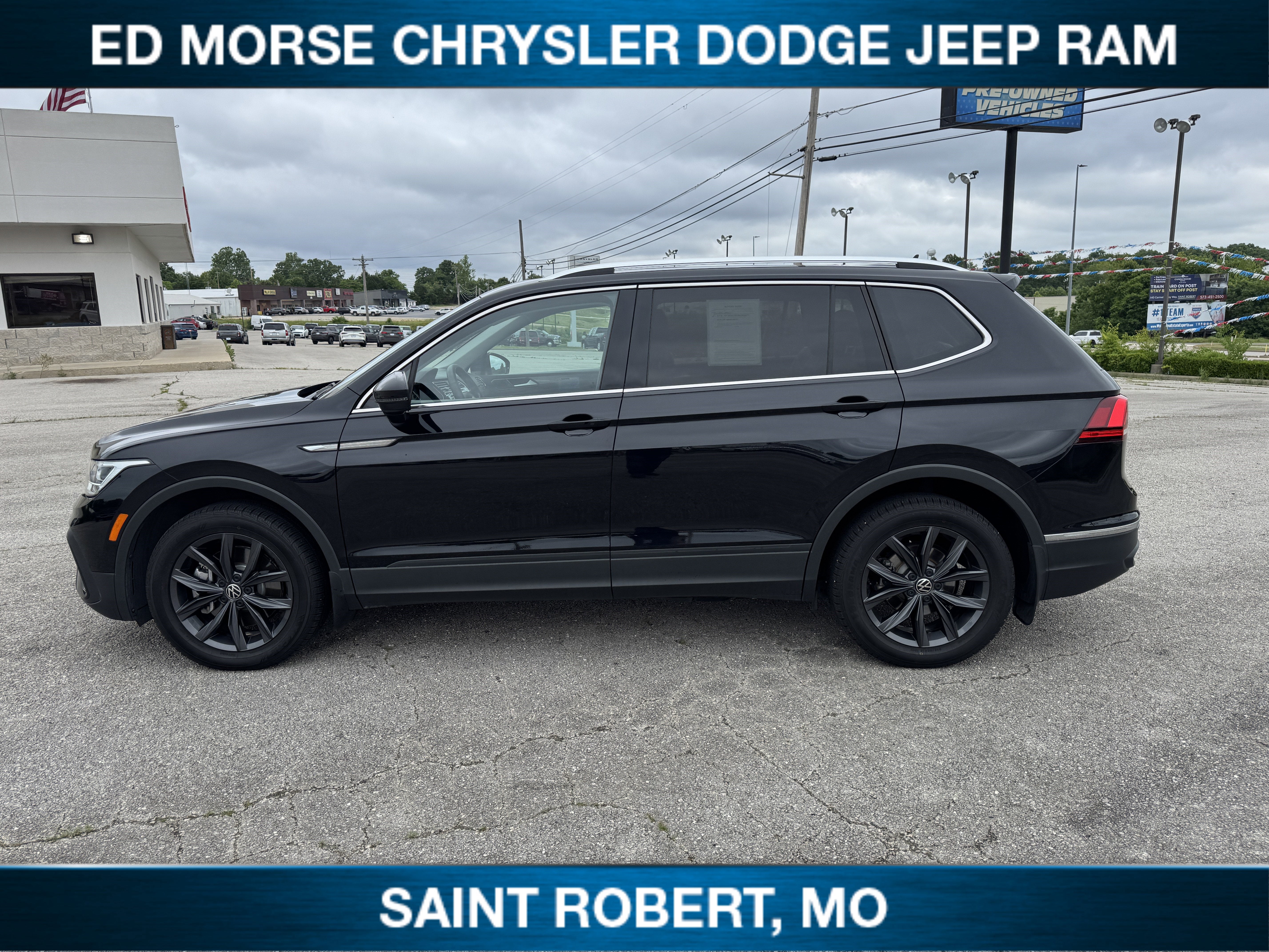2022 Volkswagen Tiguan SE