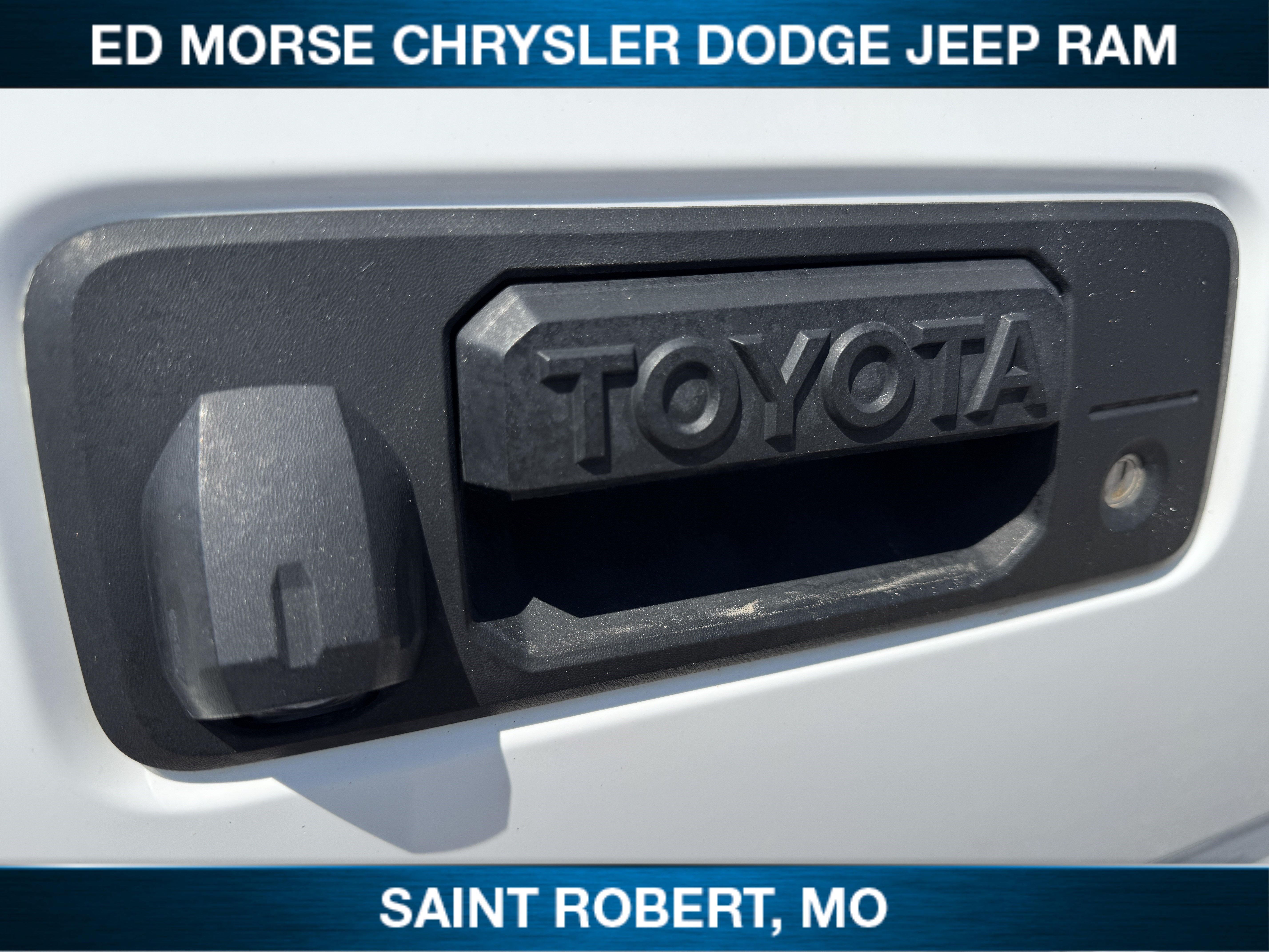 2020 Toyota Tacoma 2WD SR