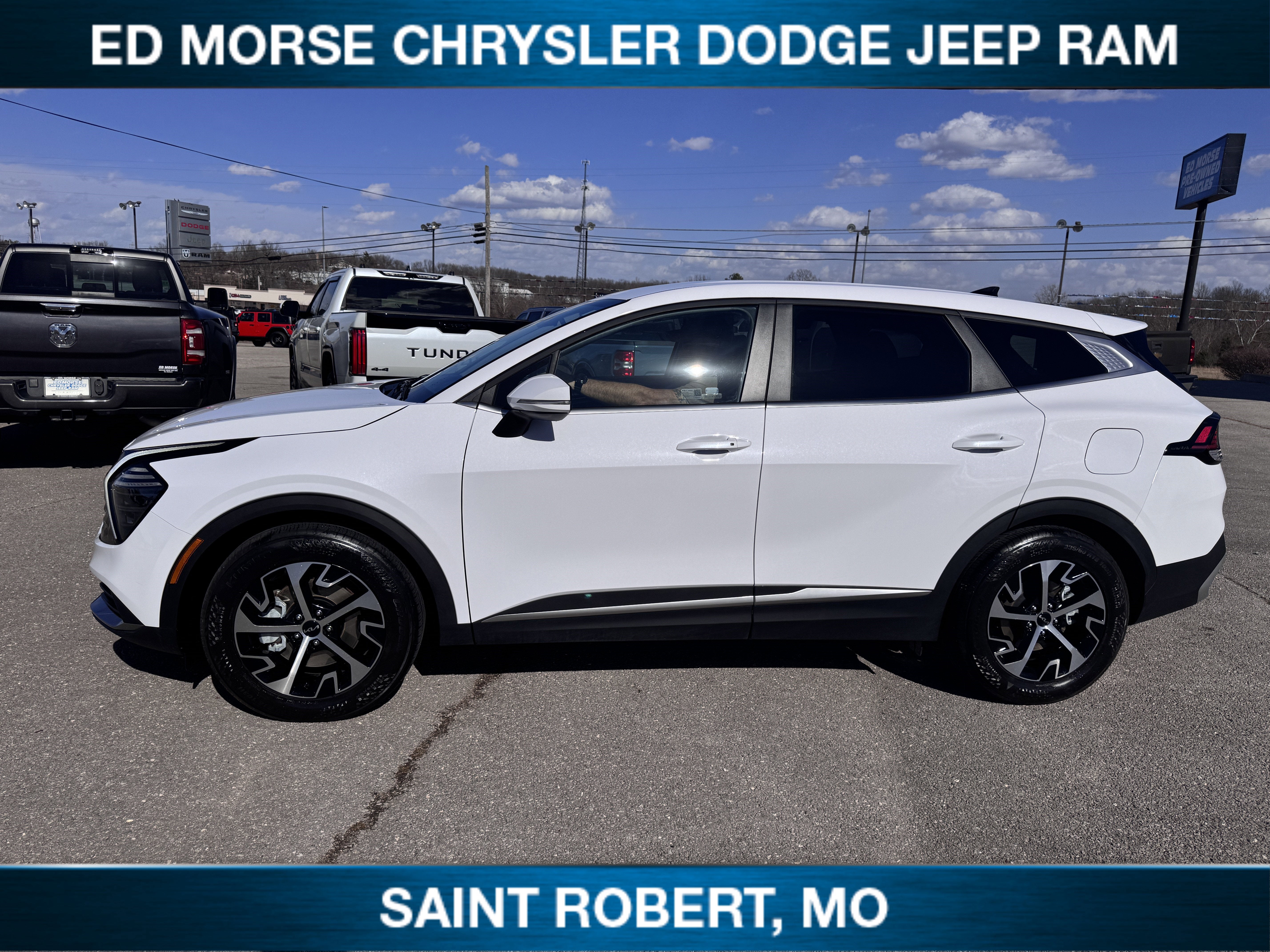 2025 Kia Sportage EX