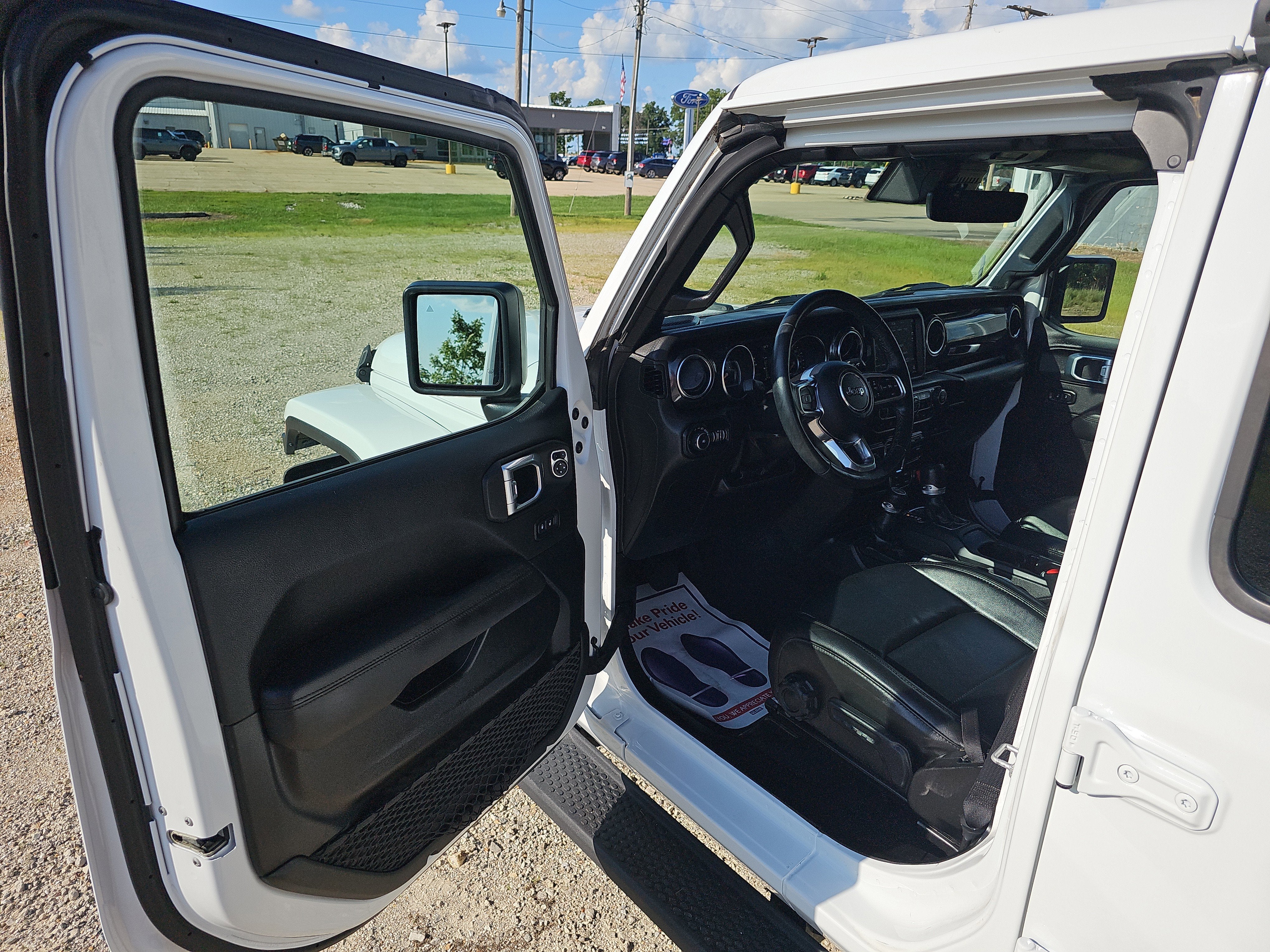 2022 Jeep Wrangler Unlimited Sahara Altitude