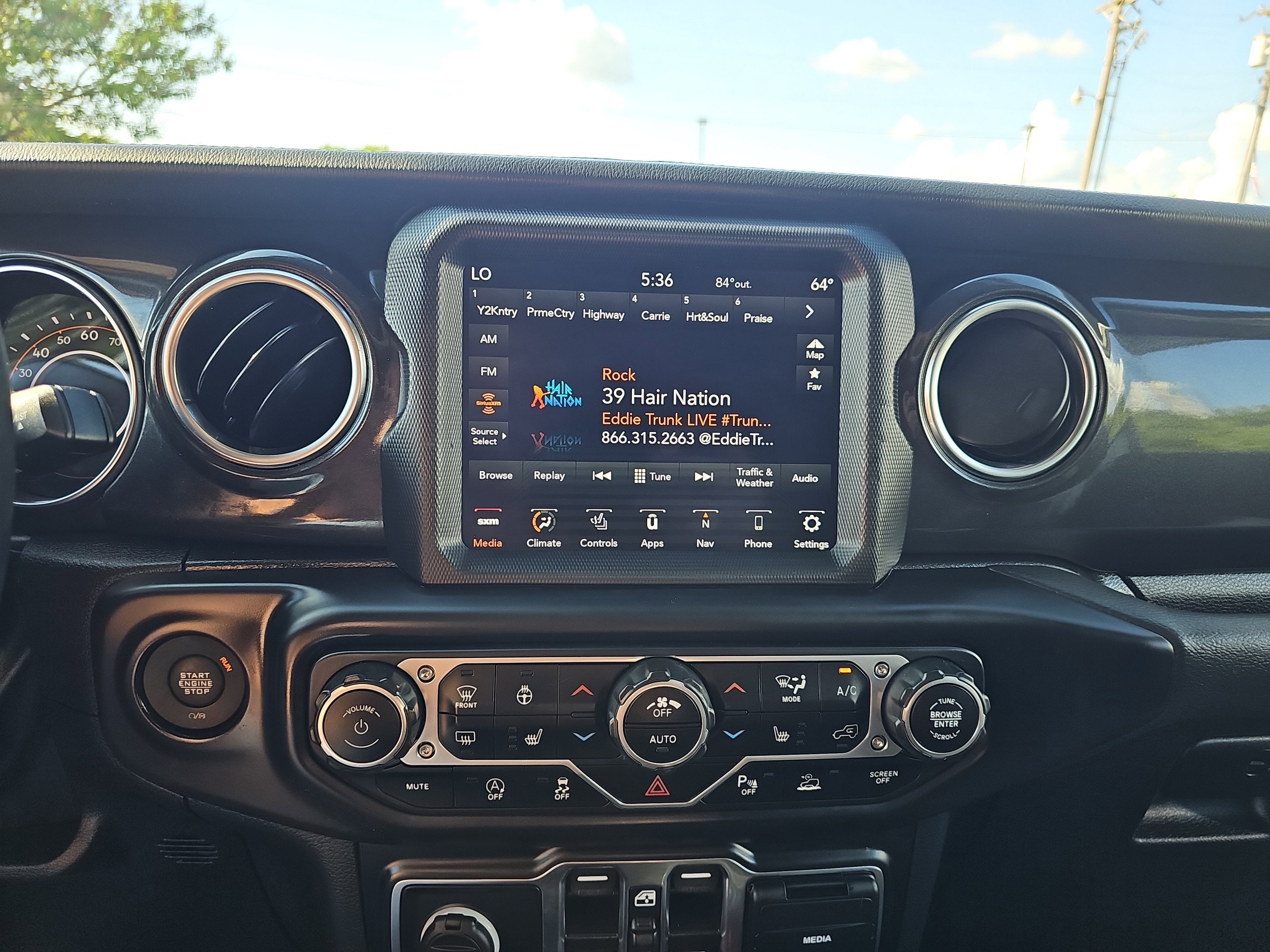2022 Jeep Wrangler Unlimited Sahara Altitude