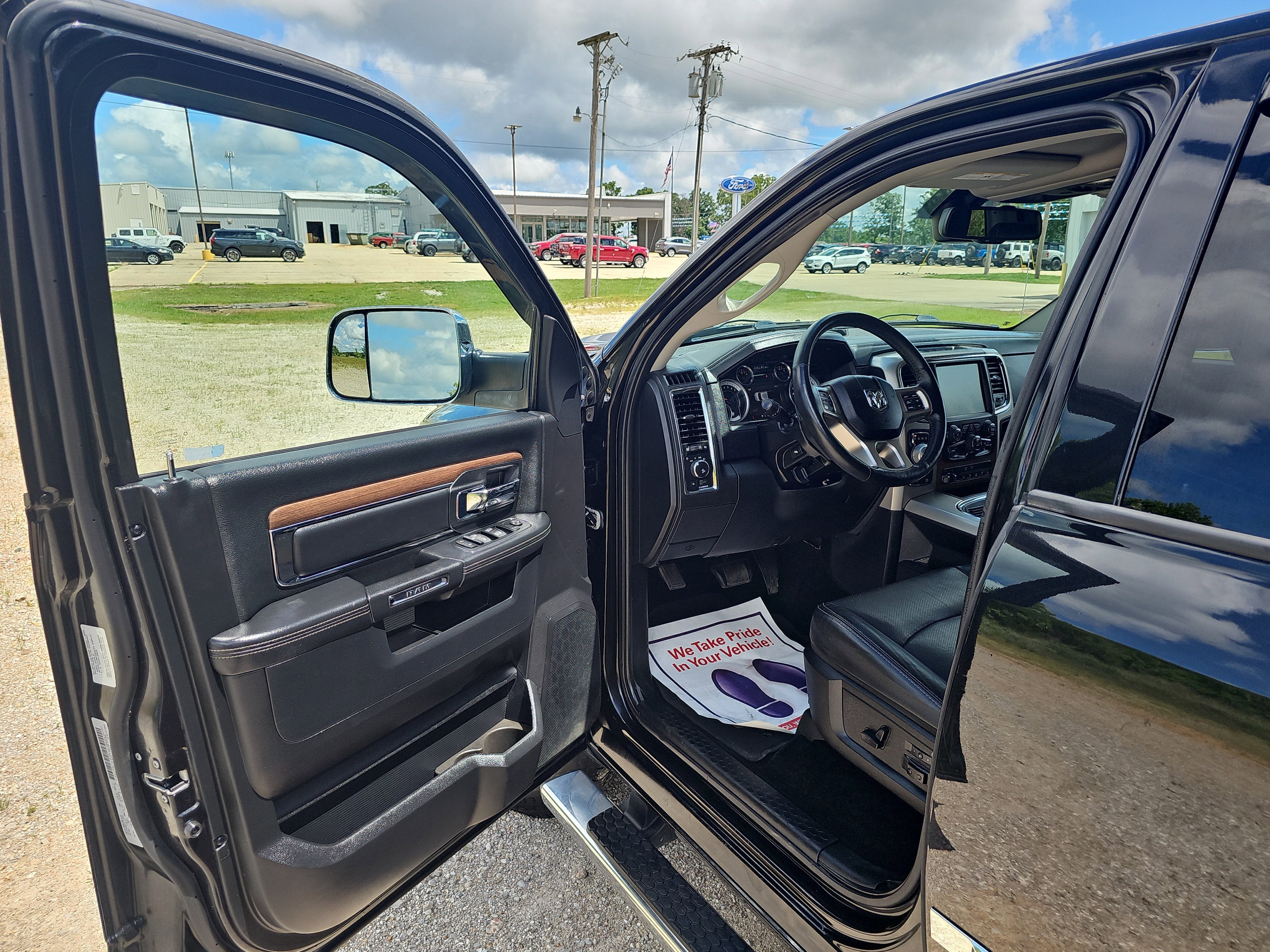 2015 RAM 1500 Laramie