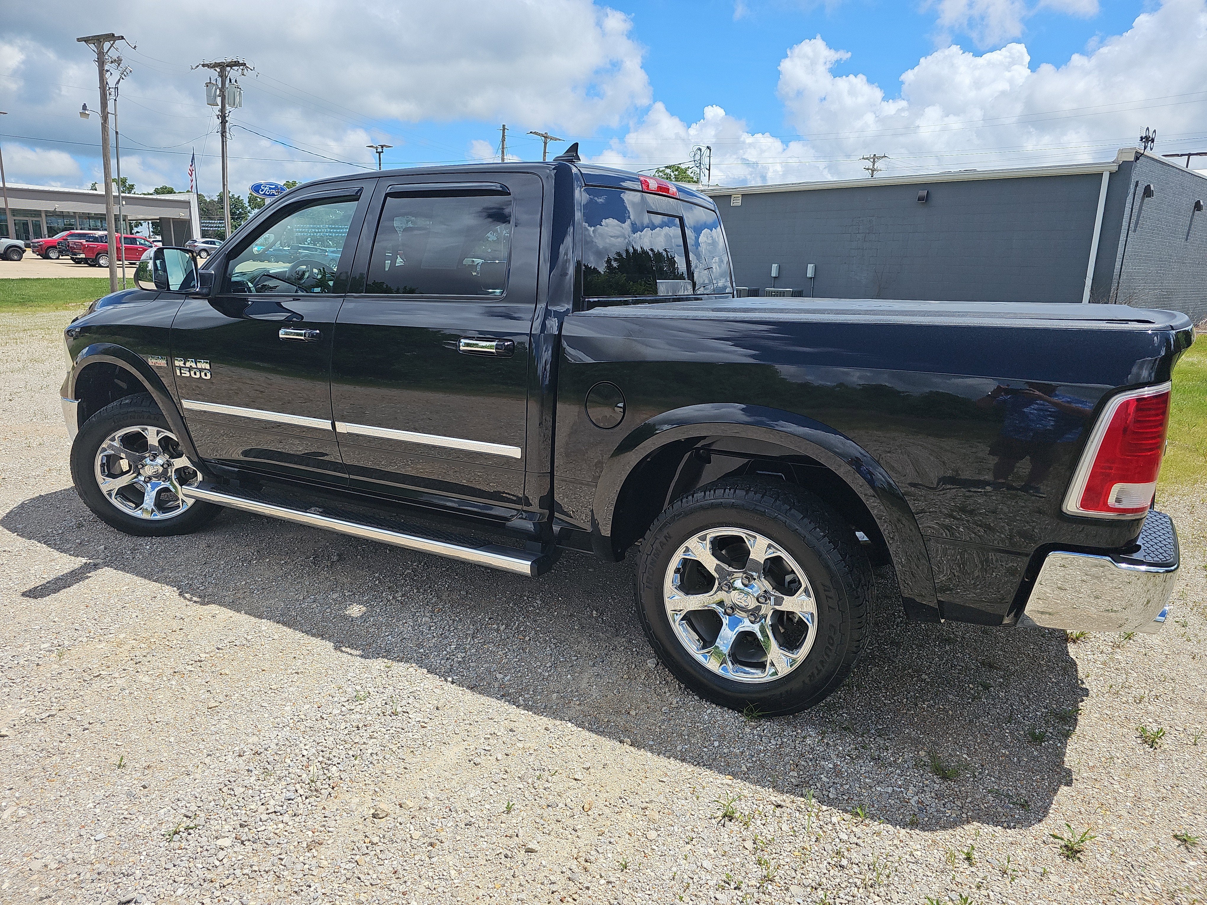 2015 RAM 1500 Laramie