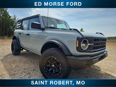 2023 Ford Bronco Base