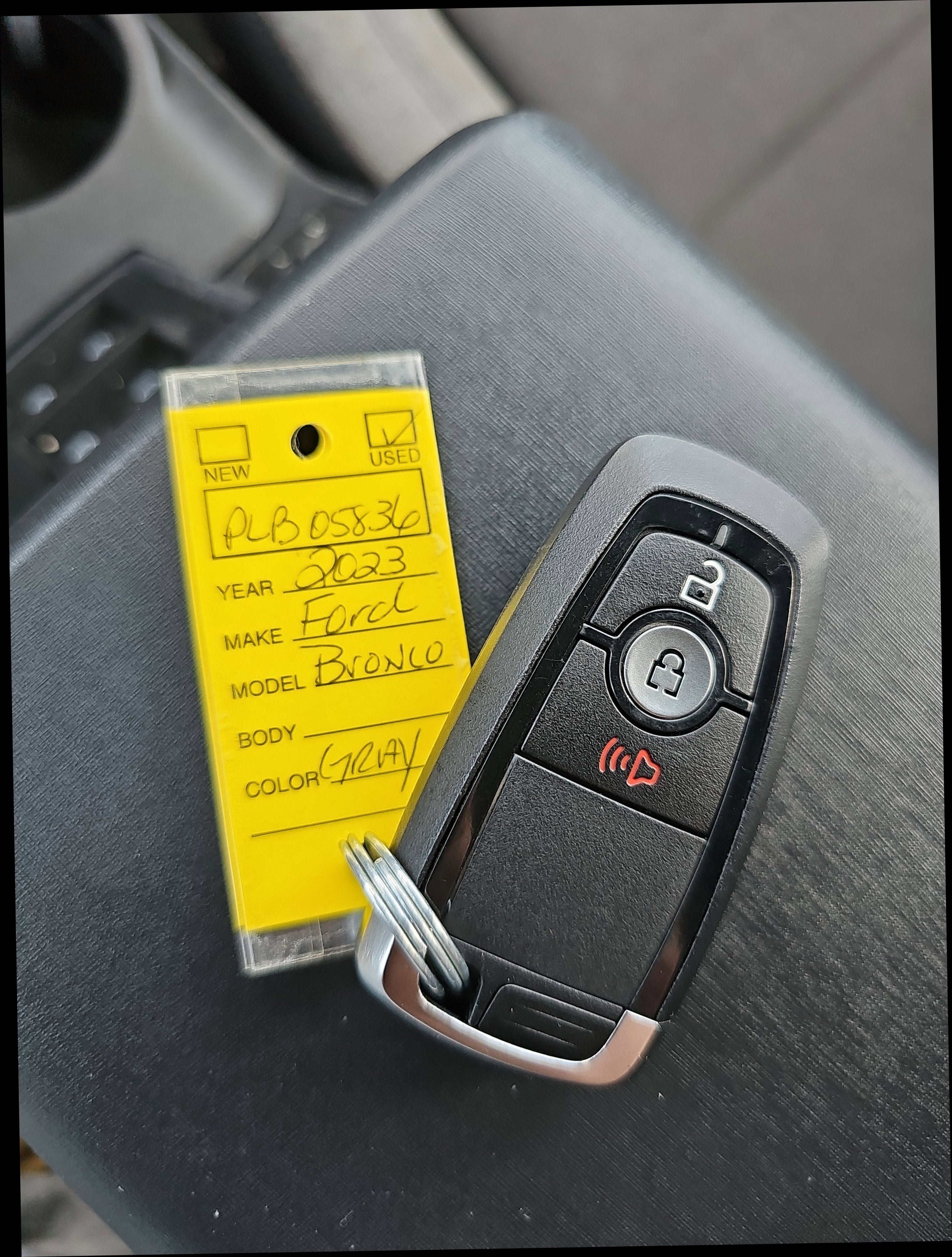 2023 Ford Bronco Base