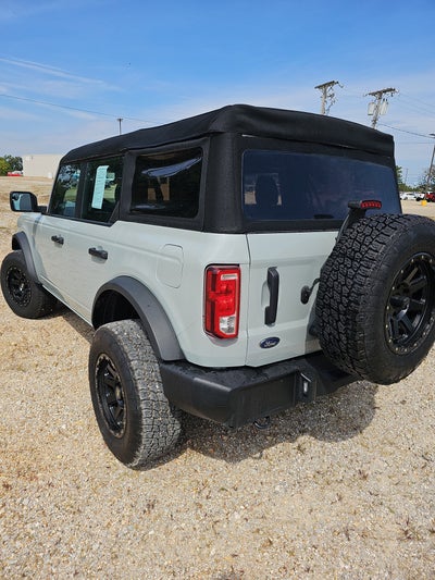 2023 Ford Bronco Base