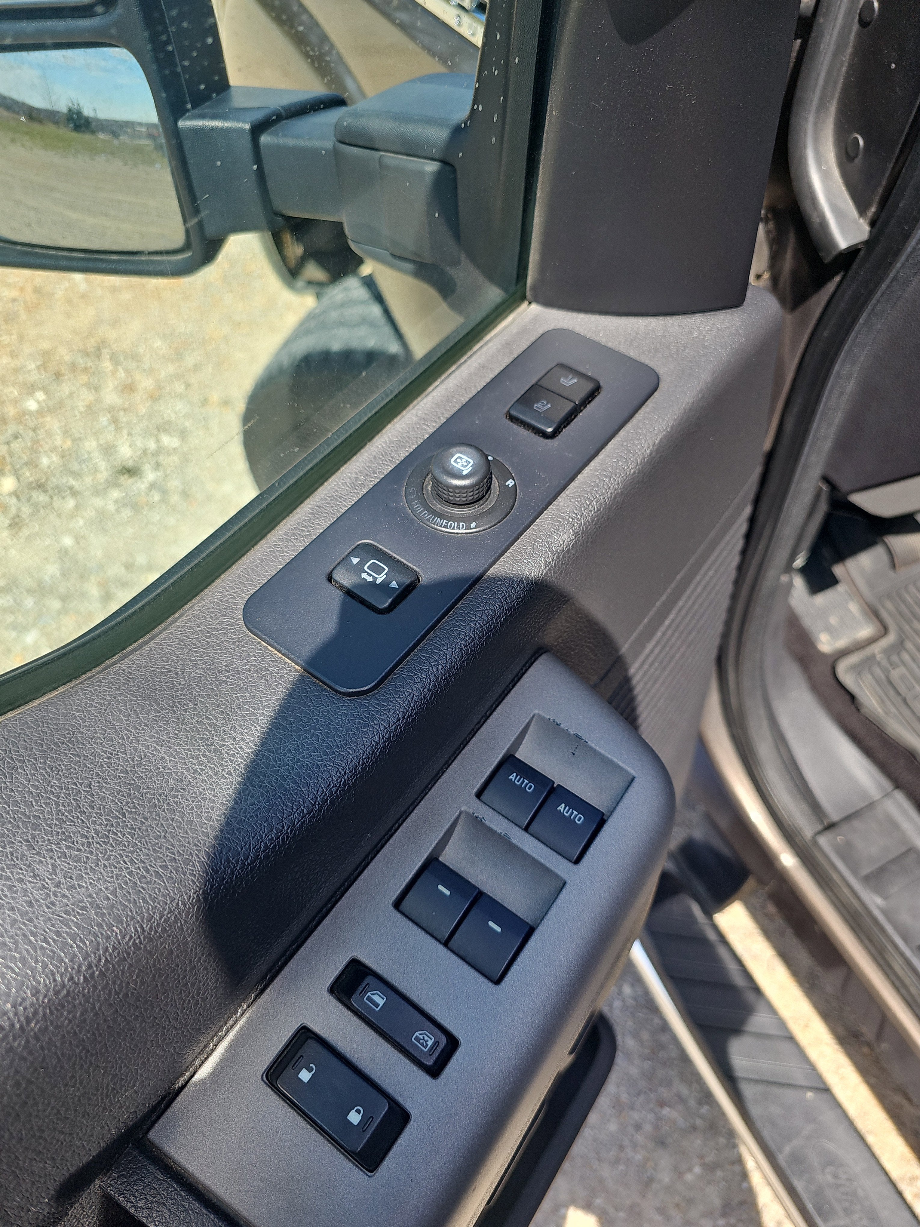 2015 Ford Super Duty F-250 SRW Lariat