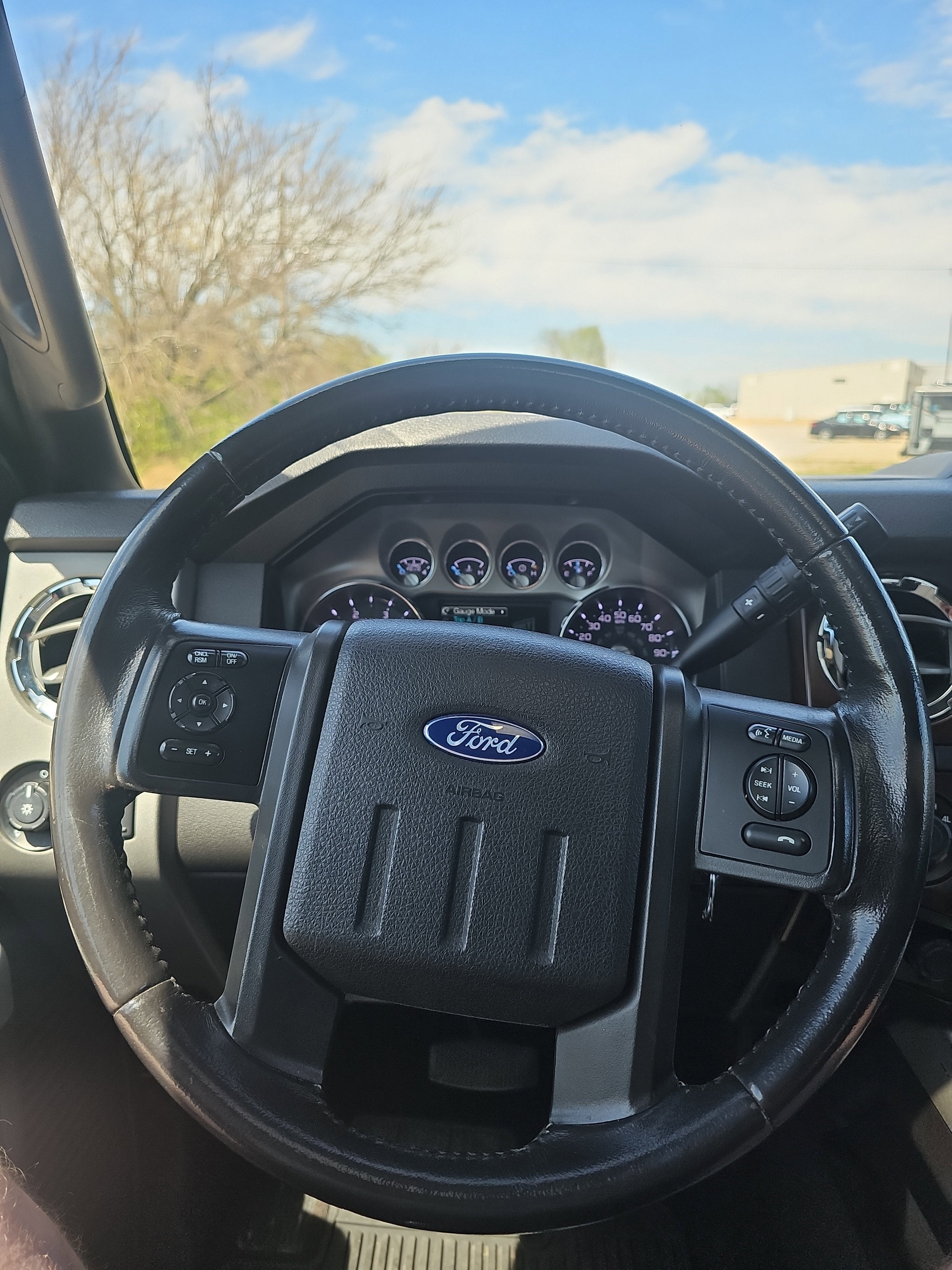 2015 Ford Super Duty F-250 SRW Lariat