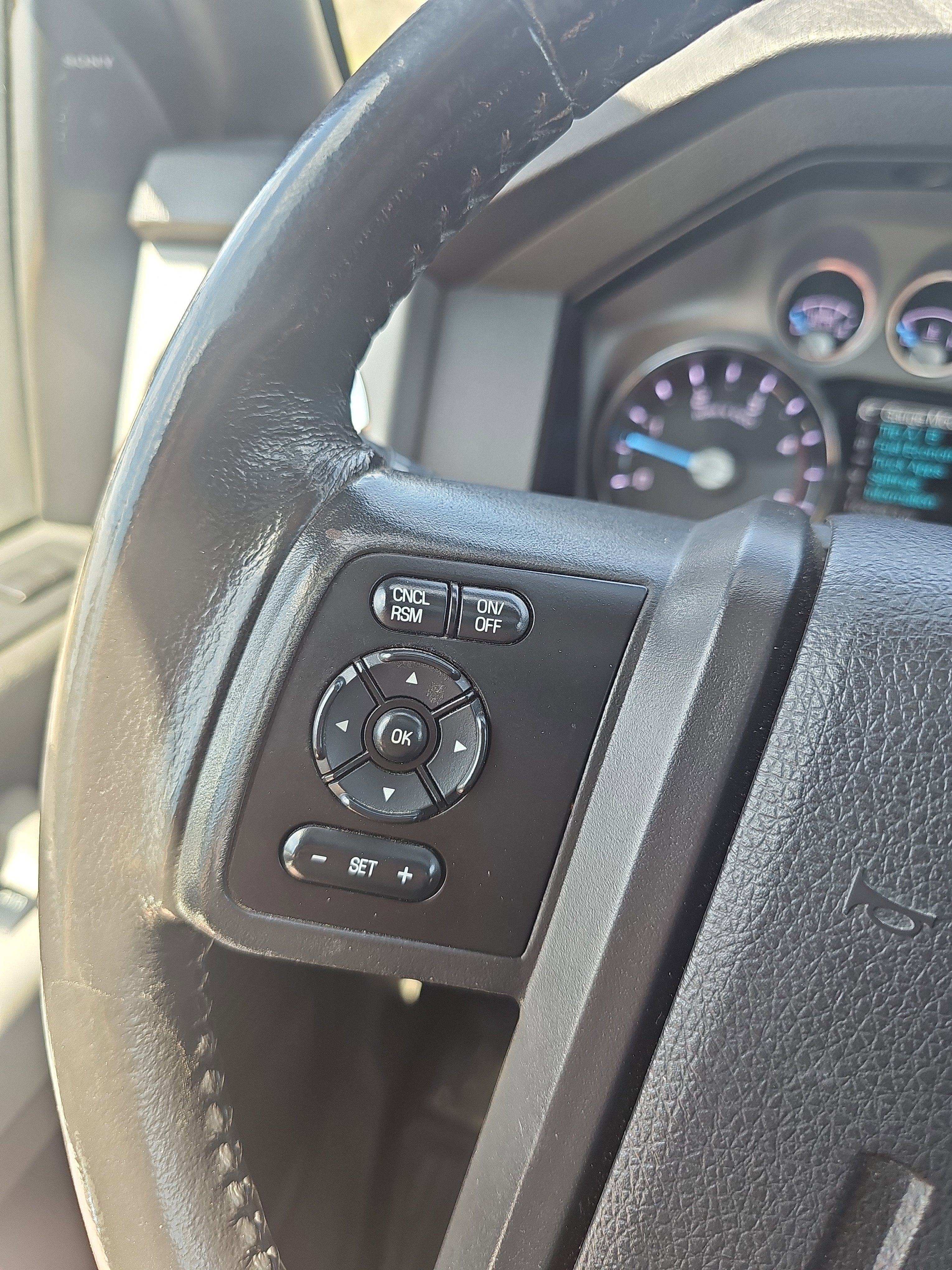 2015 Ford Super Duty F-250 SRW Lariat