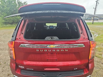 2023 Chevrolet Suburban LT