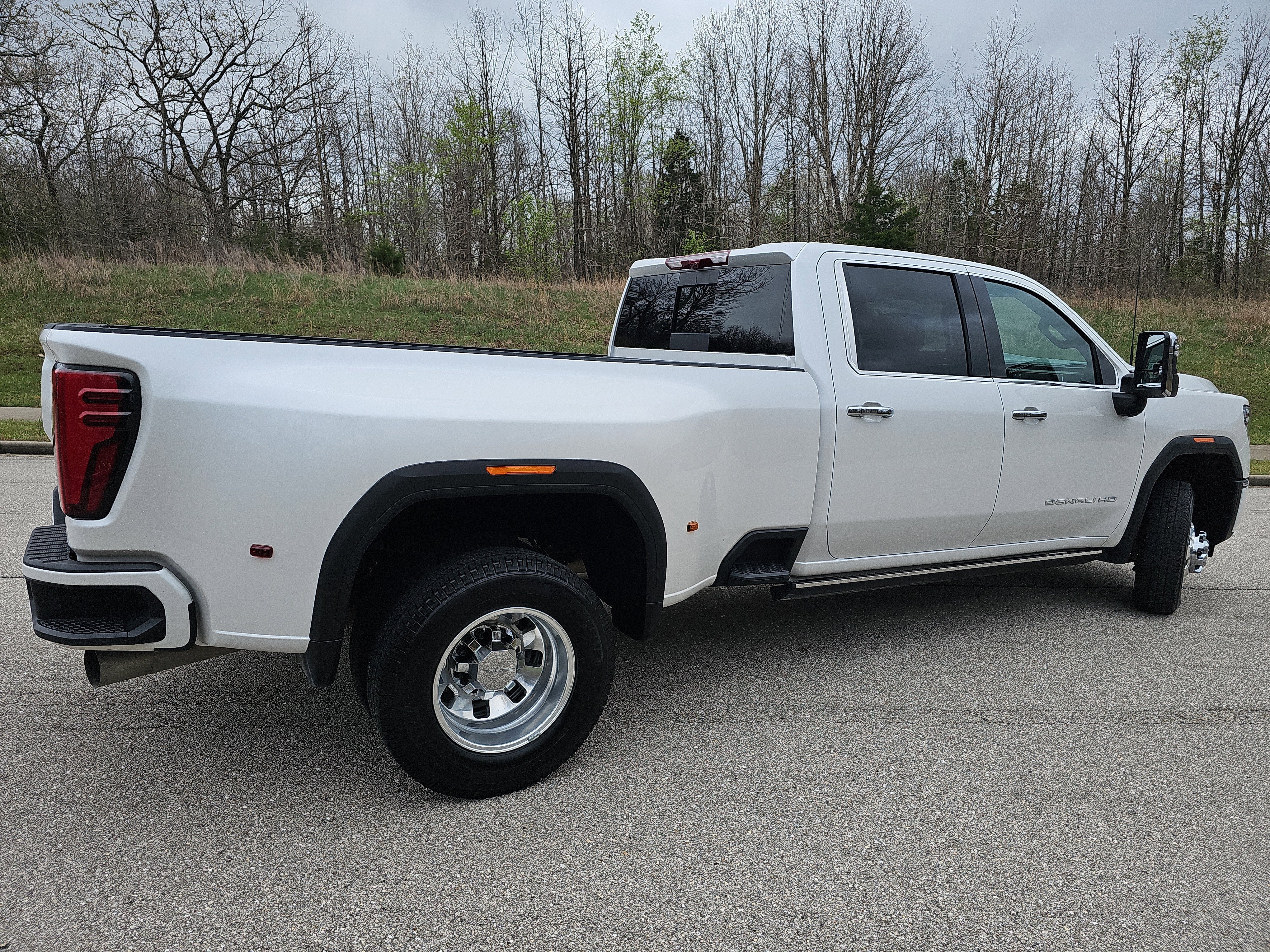 2025 GMC Sierra 3500HD Denali Ultimate